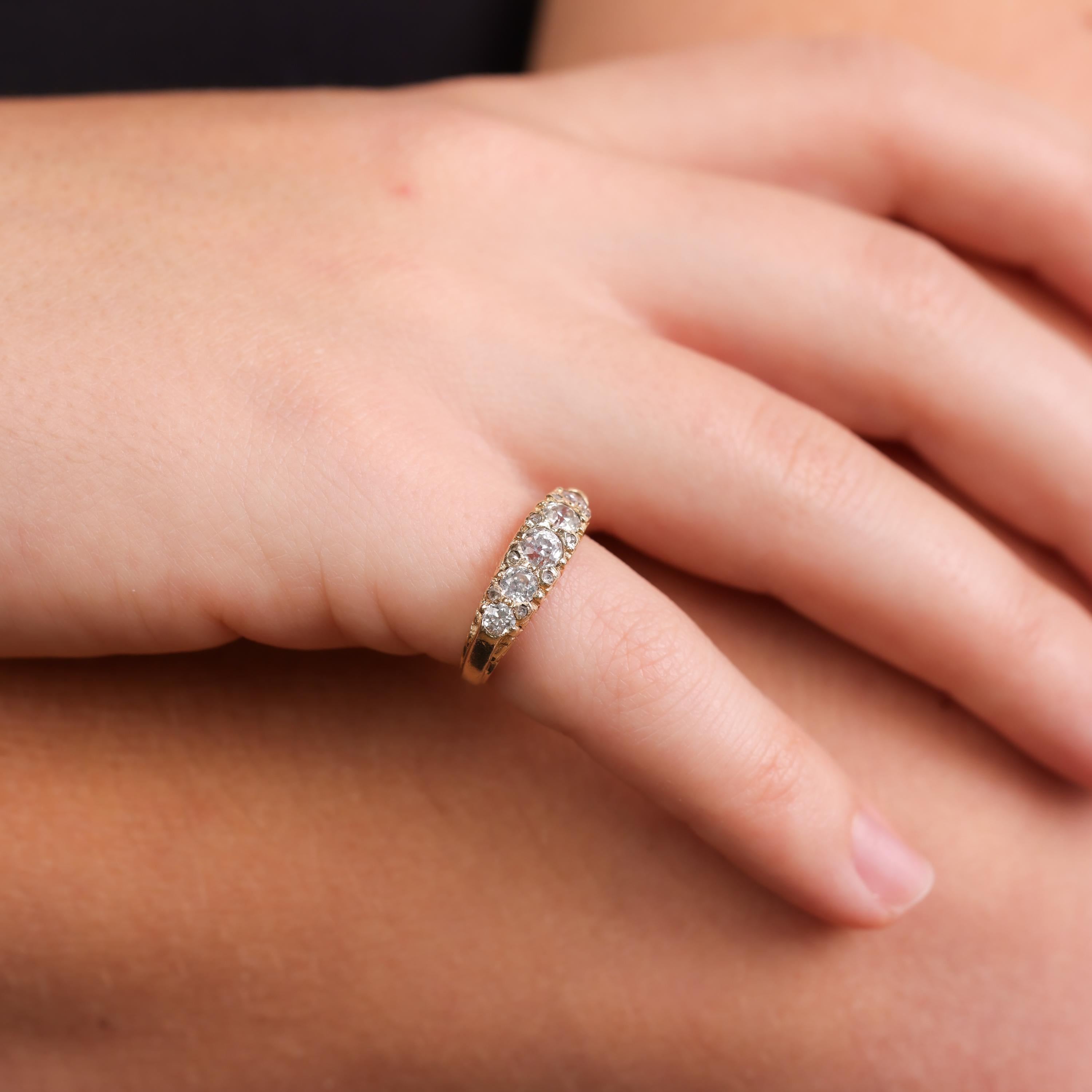 Victorian 14k yellow gold diamond ring In Excellent Condition For Sale In Beverly Hills, CA