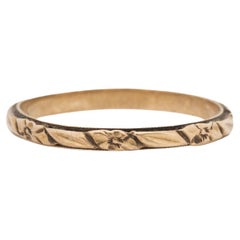 Victorian 14K Yellow Gold Floral Engraved Stackable Vintage Wedding Band