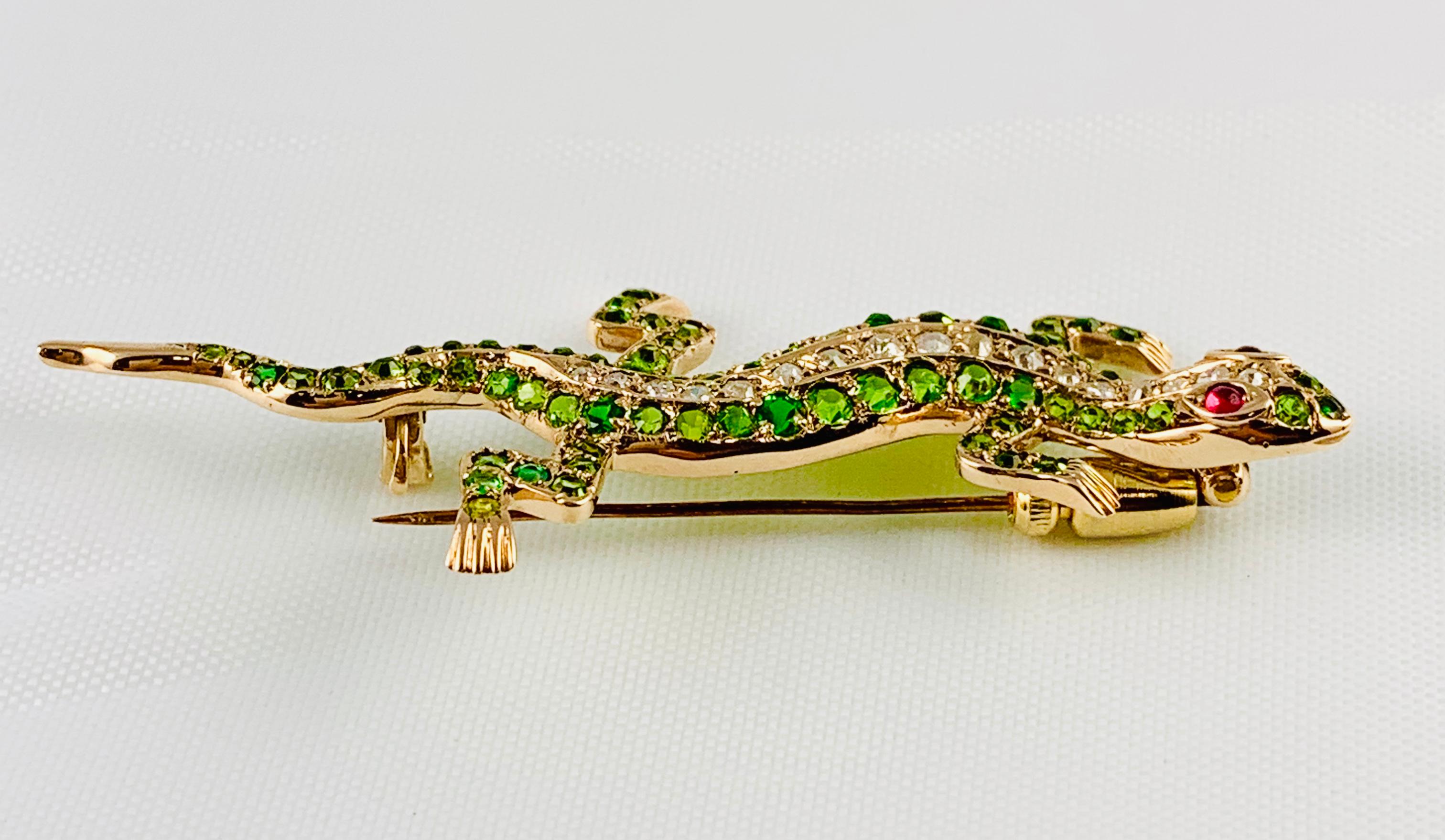 Victorian 14 Karat Yellow Gold Garnet Ruby and Diamond Lizard Brooch Pin 4