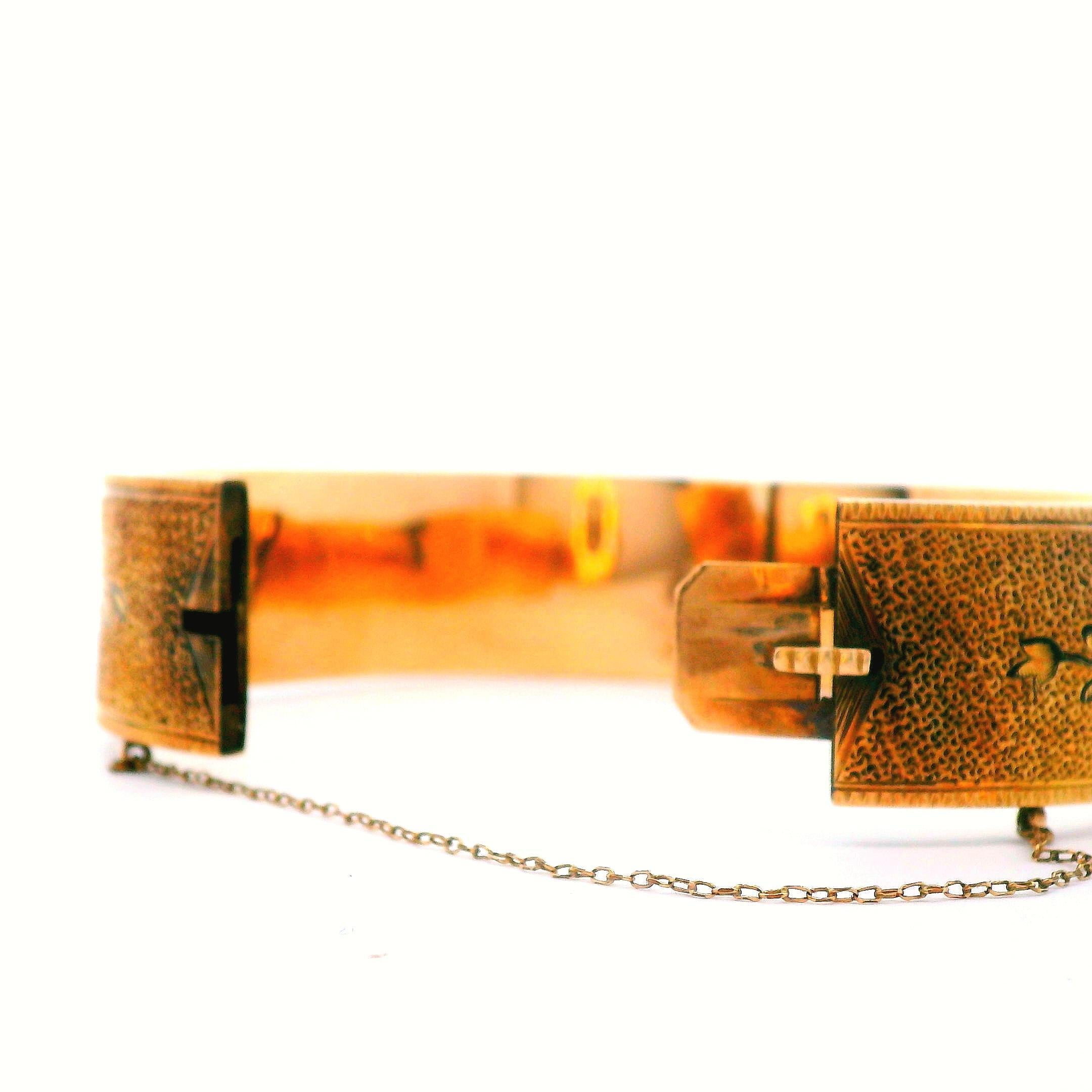 Bracelet à charnière en or jaune 14K de l'époque victorienne, vers 1880 en vente 1