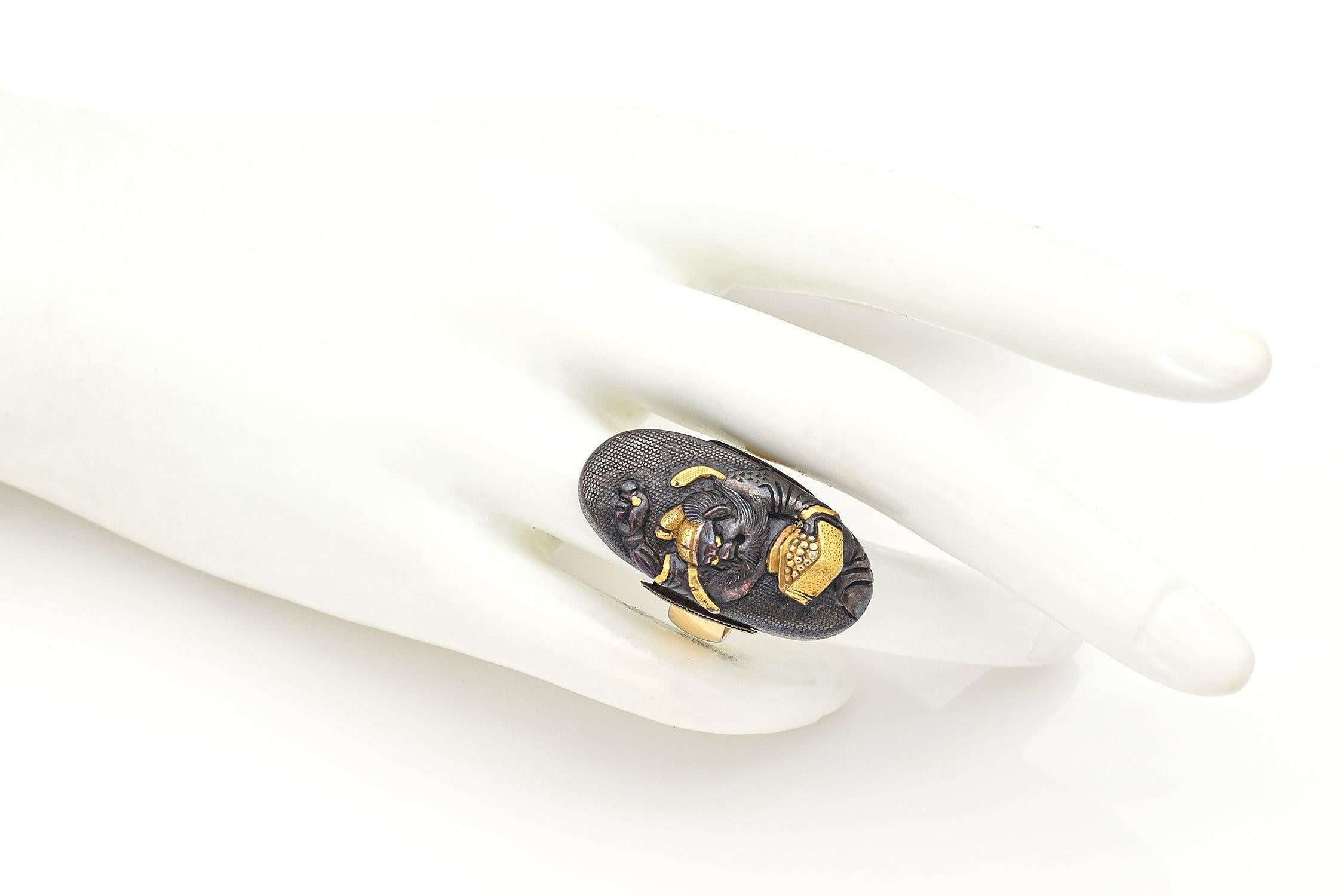 Victorian 14k Yellow Gold & Mixed Metal Oval Japanese Shakudo Ring For Sale 1