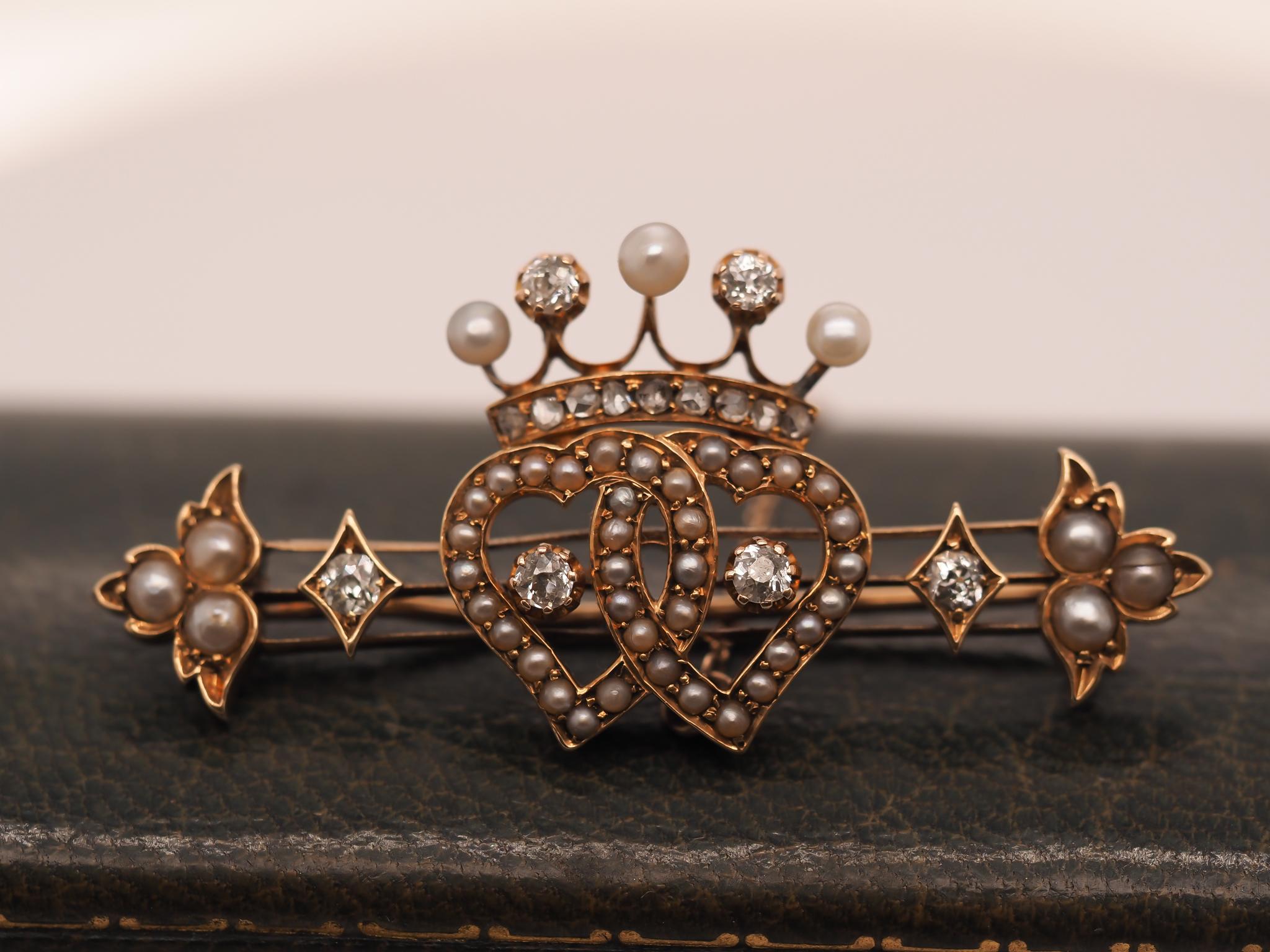 Victorian 14K Yellow Gold Old Mine Diamond and Pearl Heart and Crown Brooch For Sale 3