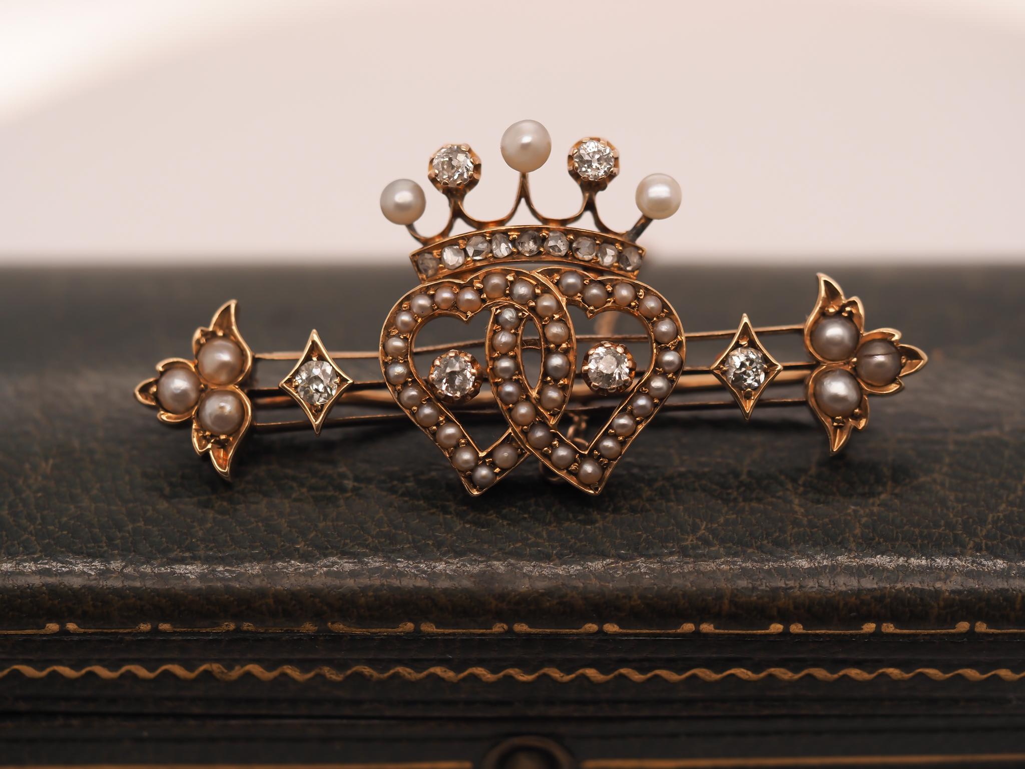 Victorian 14K Yellow Gold Old Mine Diamond and Pearl Heart and Crown Brooch For Sale 4