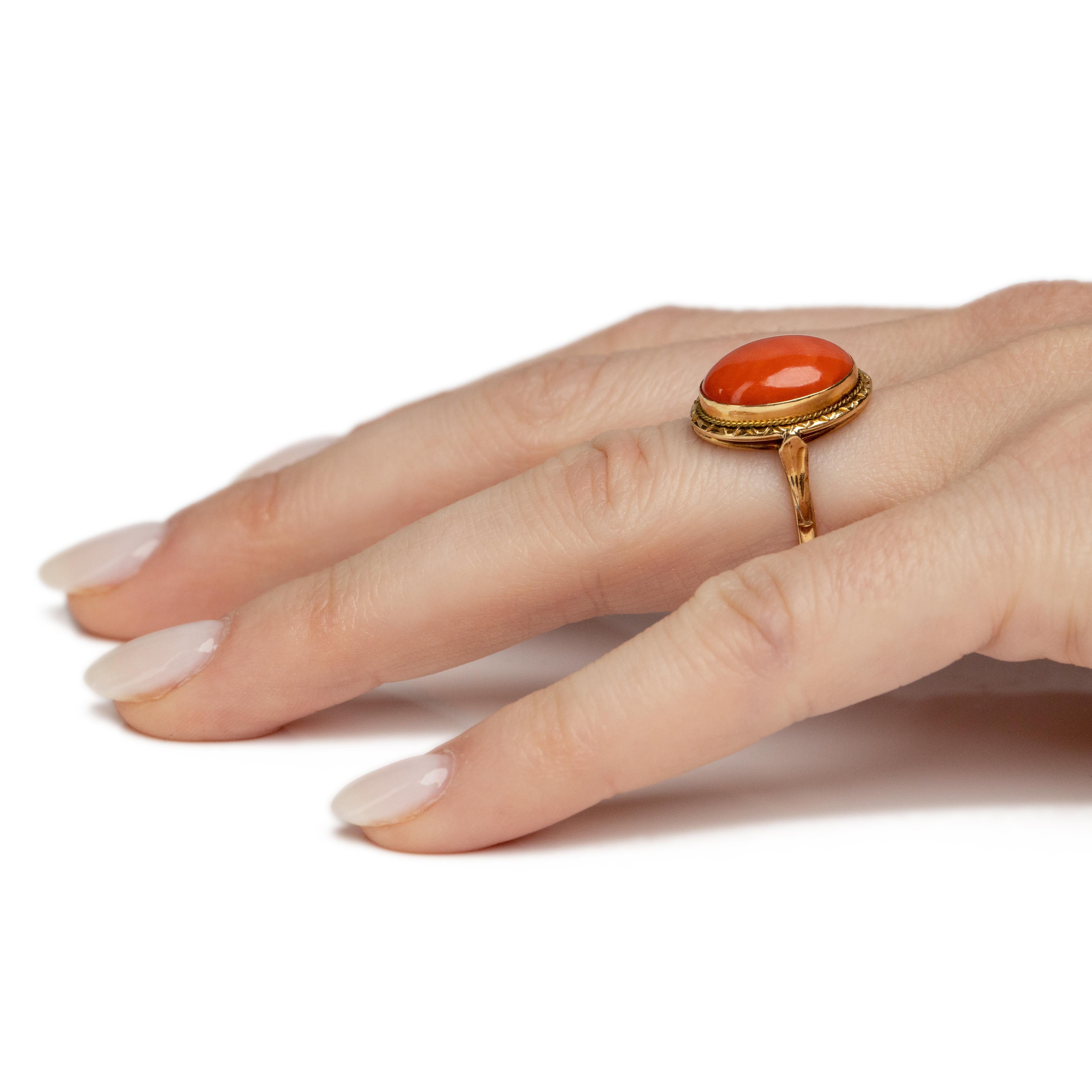 Victorian 14K Yellow Gold Orange Coral Oval Cabochon Vintage Statement Ring 2