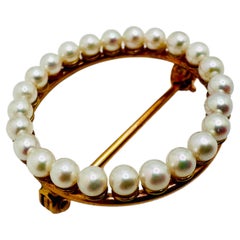Spilla vittoriana a cerchio con perle in oro giallo 14K, circa 1837, 24 mm