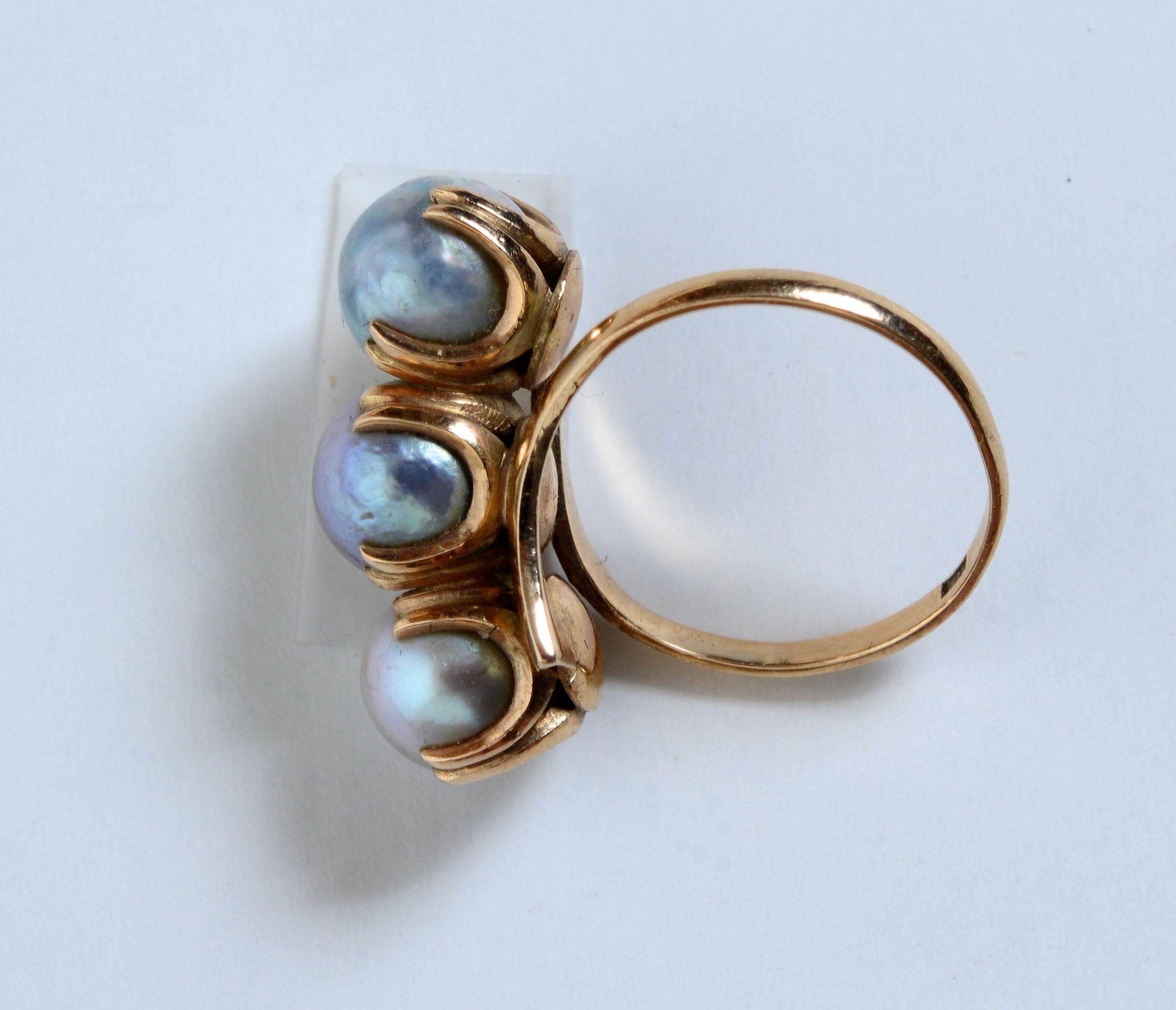 Taglio rotondo Anello vittoriano in oro giallo 14k con perle color lavanda da 3-12 mm in vendita