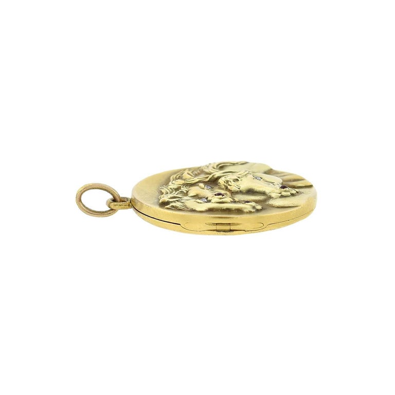 Horse locket gold clearance