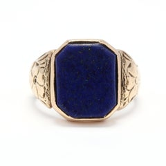 Victorian 14 Karat Yellow Gold Lapis Floral Engraved Signet Ring