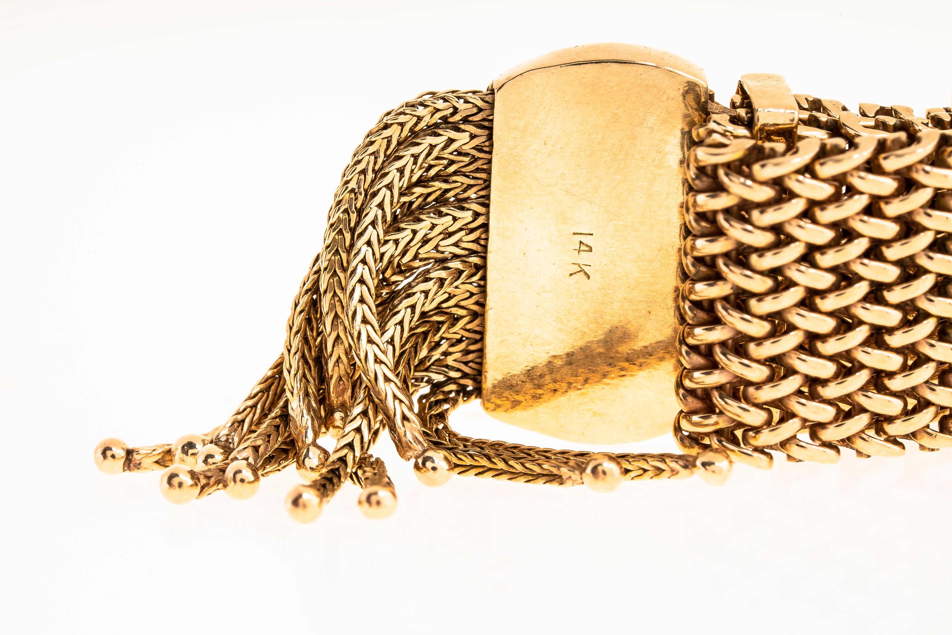 Victorian 14 Karat Yellow Gold and Black Enamel Tassel Bracelet For Sale 2