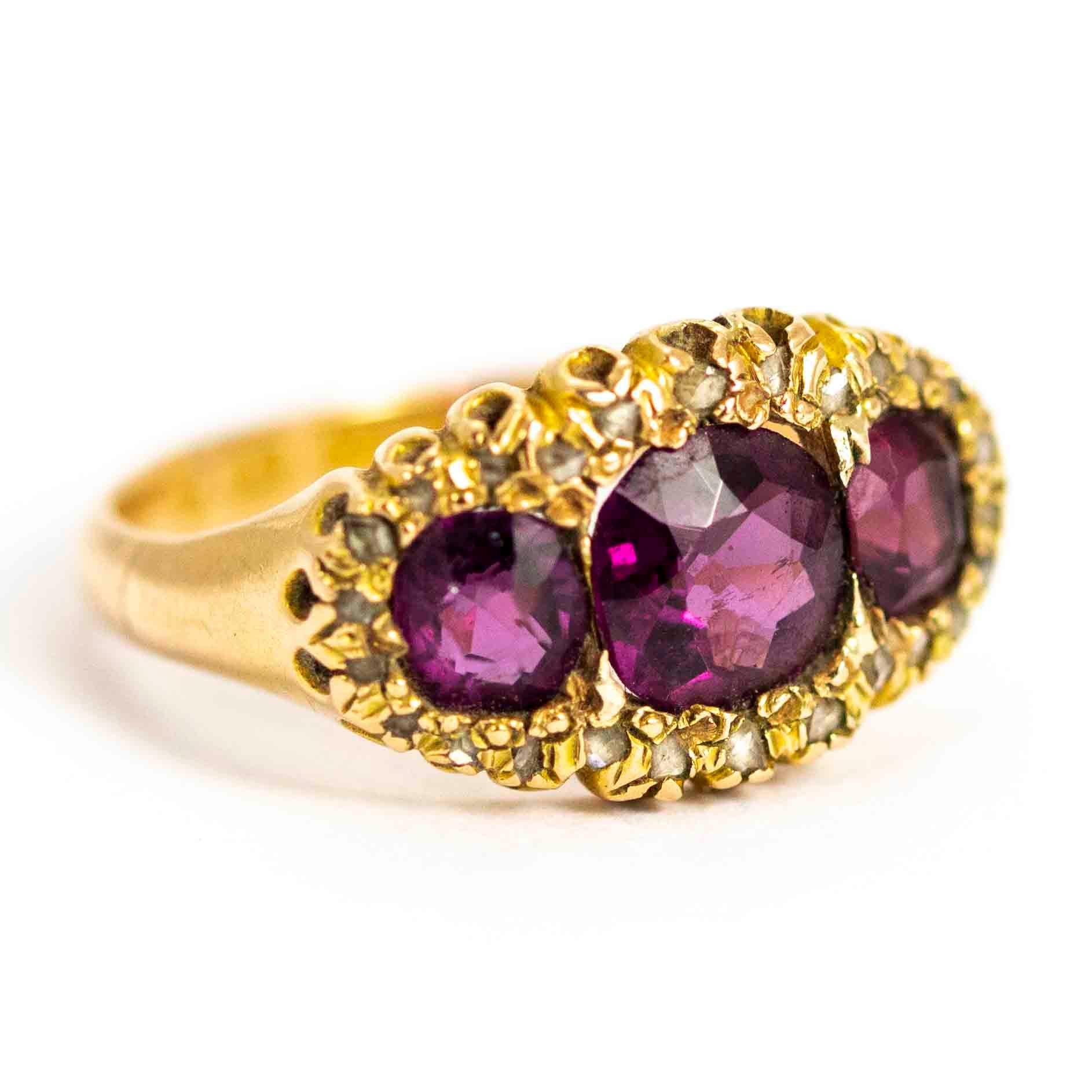 Women's or Men's Victorian 15 Carat Gold Garnet and Diamond Ring