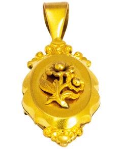 Victorian 15 Carat Gold Locket