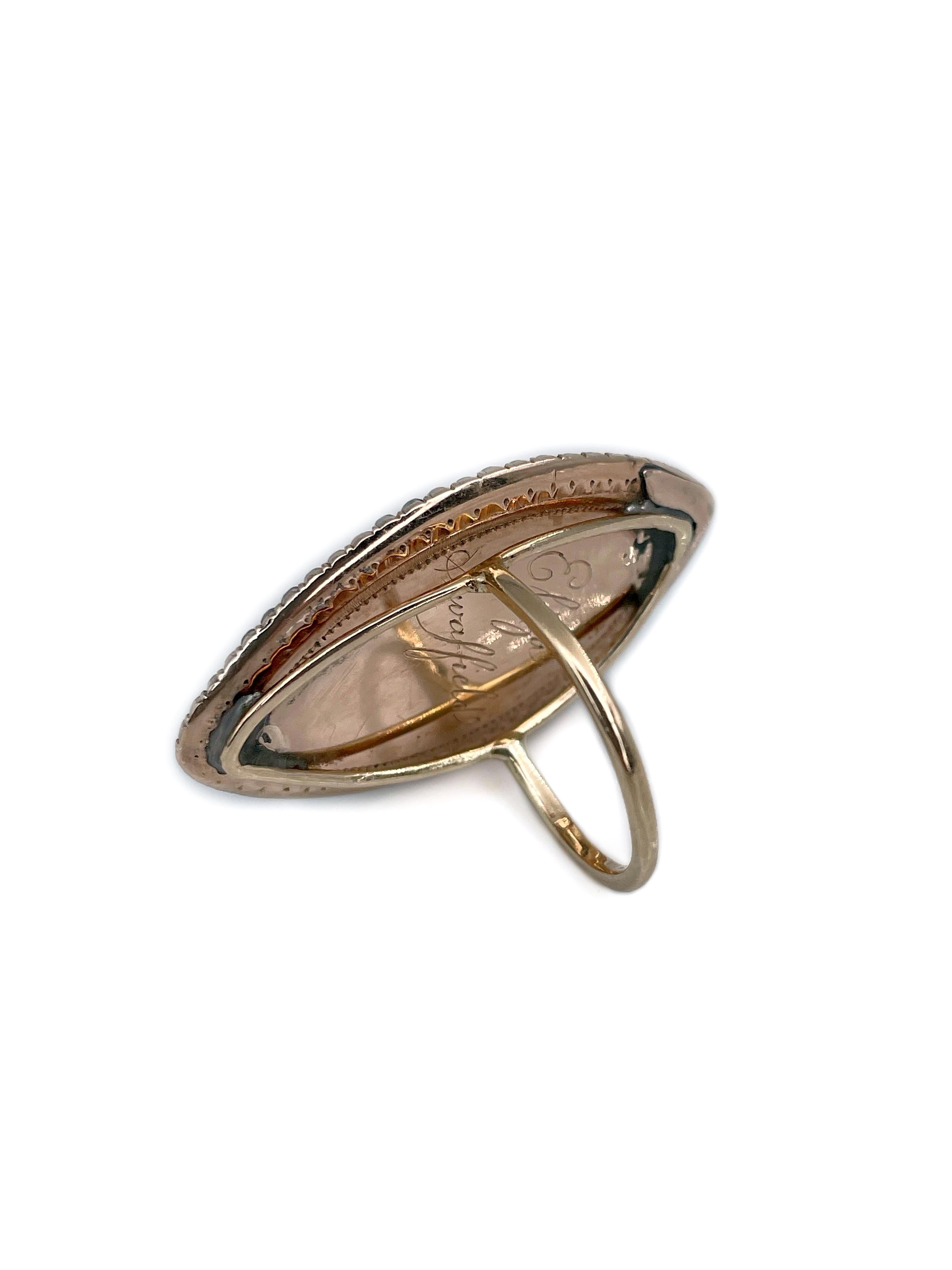Victorian 15 Karat Gold Seed Pearl Miniature Painting Navette Ring In Good Condition For Sale In Vilnius, LT