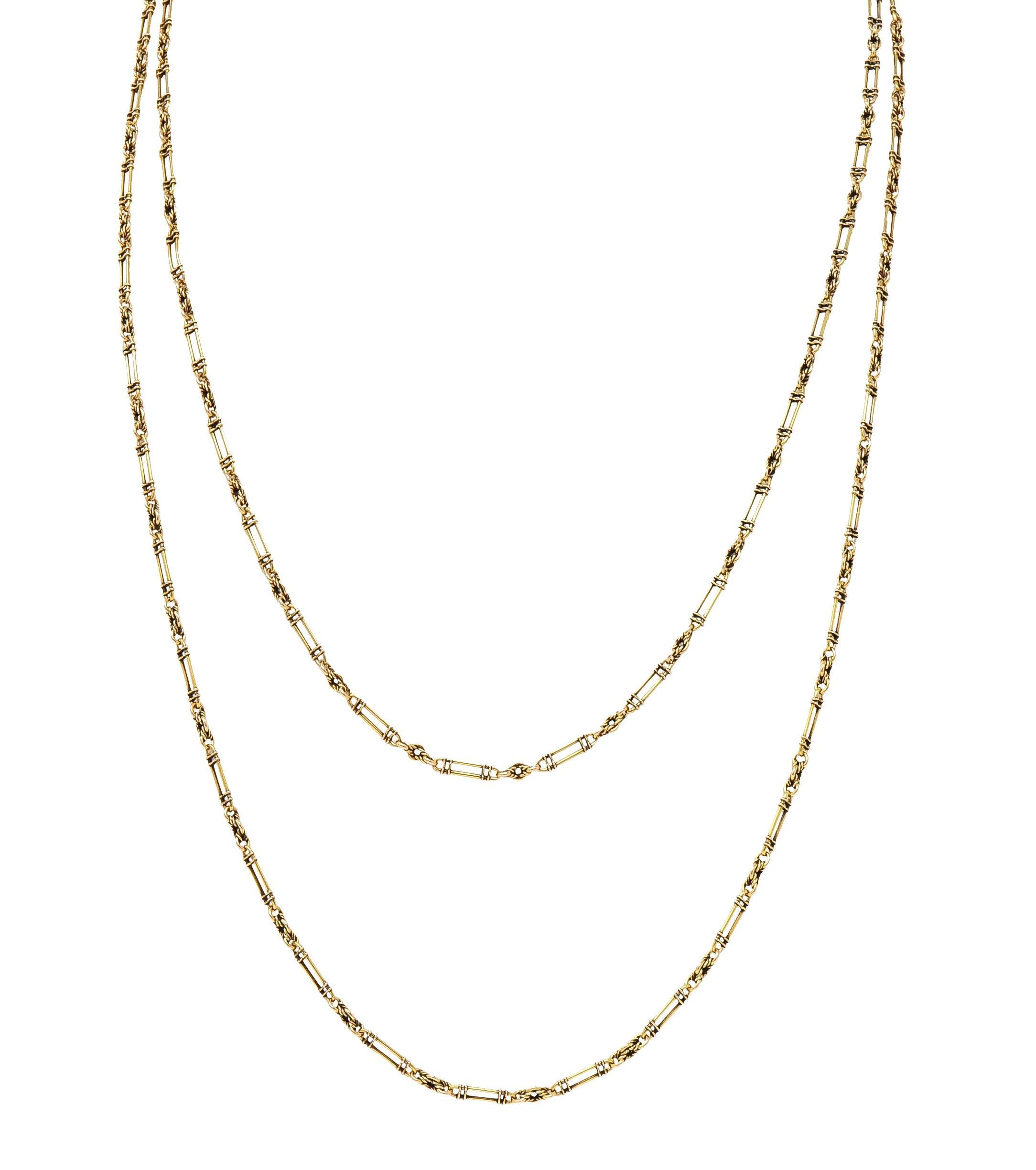 Victorian 15 Karat Yellow Gold Elongated Oval Link Antique Chain Necklace For Sale 6
