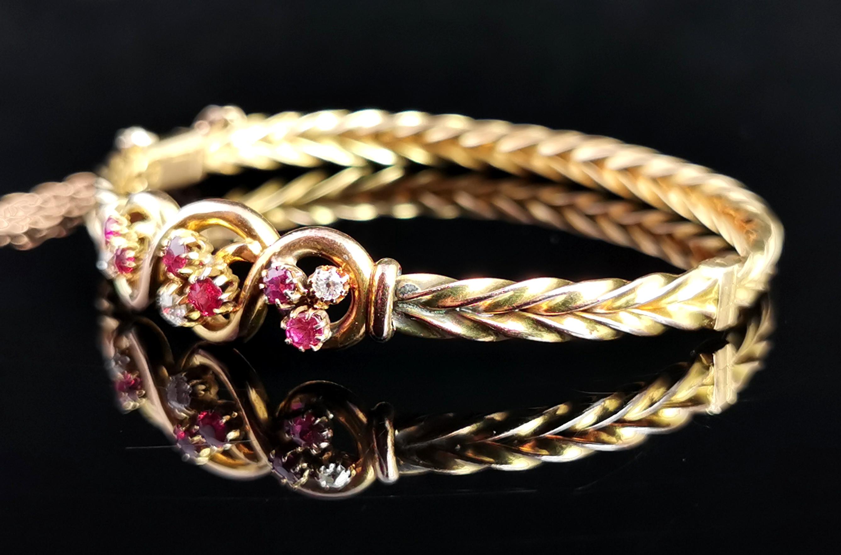 Victorian 15 Karat Yellow Gold Ruby and Diamond Shamrock Bangle 2