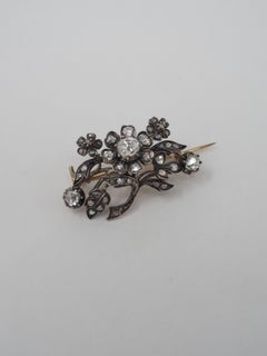 Broche victorienne à fleurs en or avec 1,50 carat de diamant