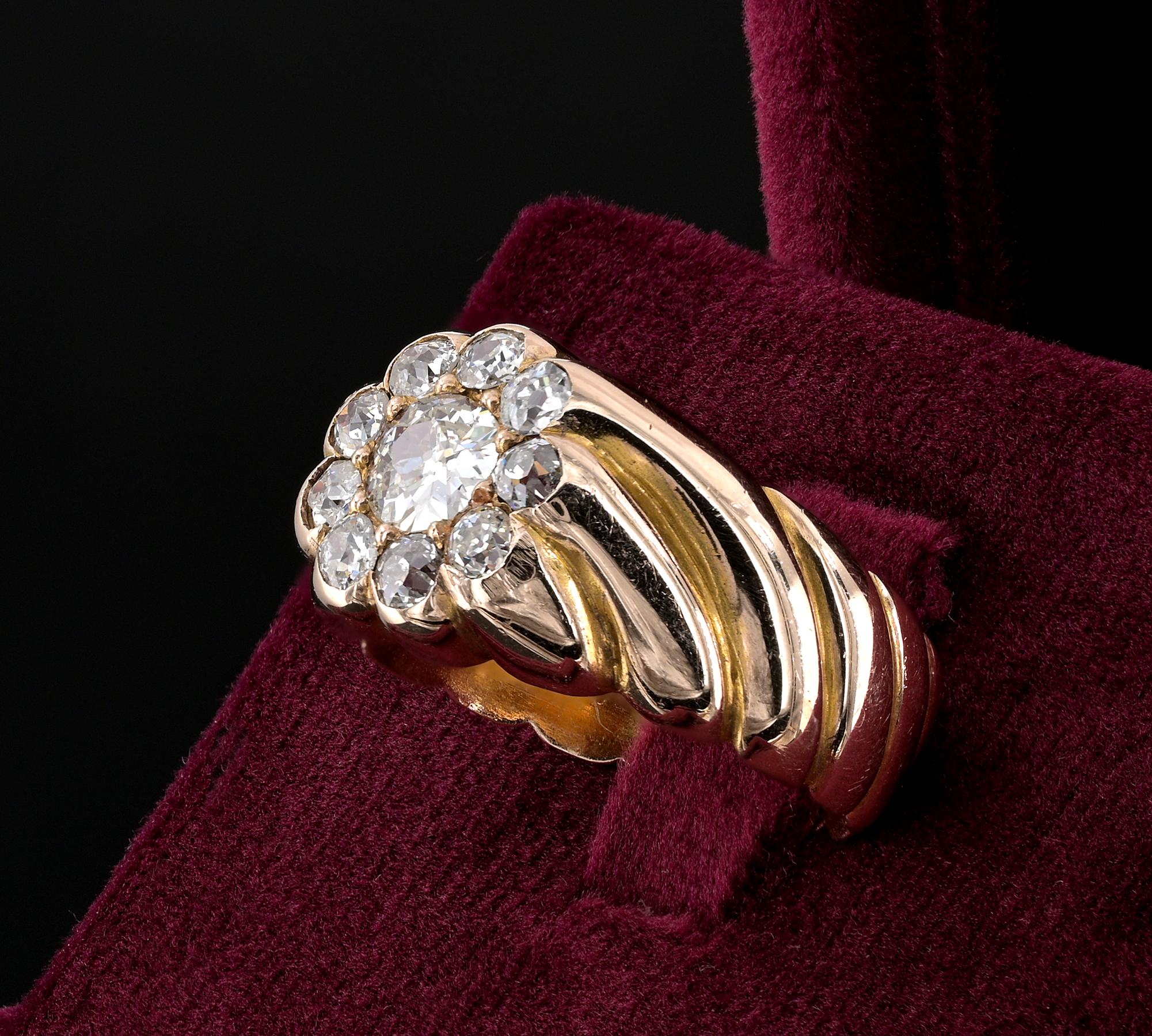 viktorianische 1.50 Karat. Diamant Twisted 18 Kt Ring für Damen oder Herren im Angebot