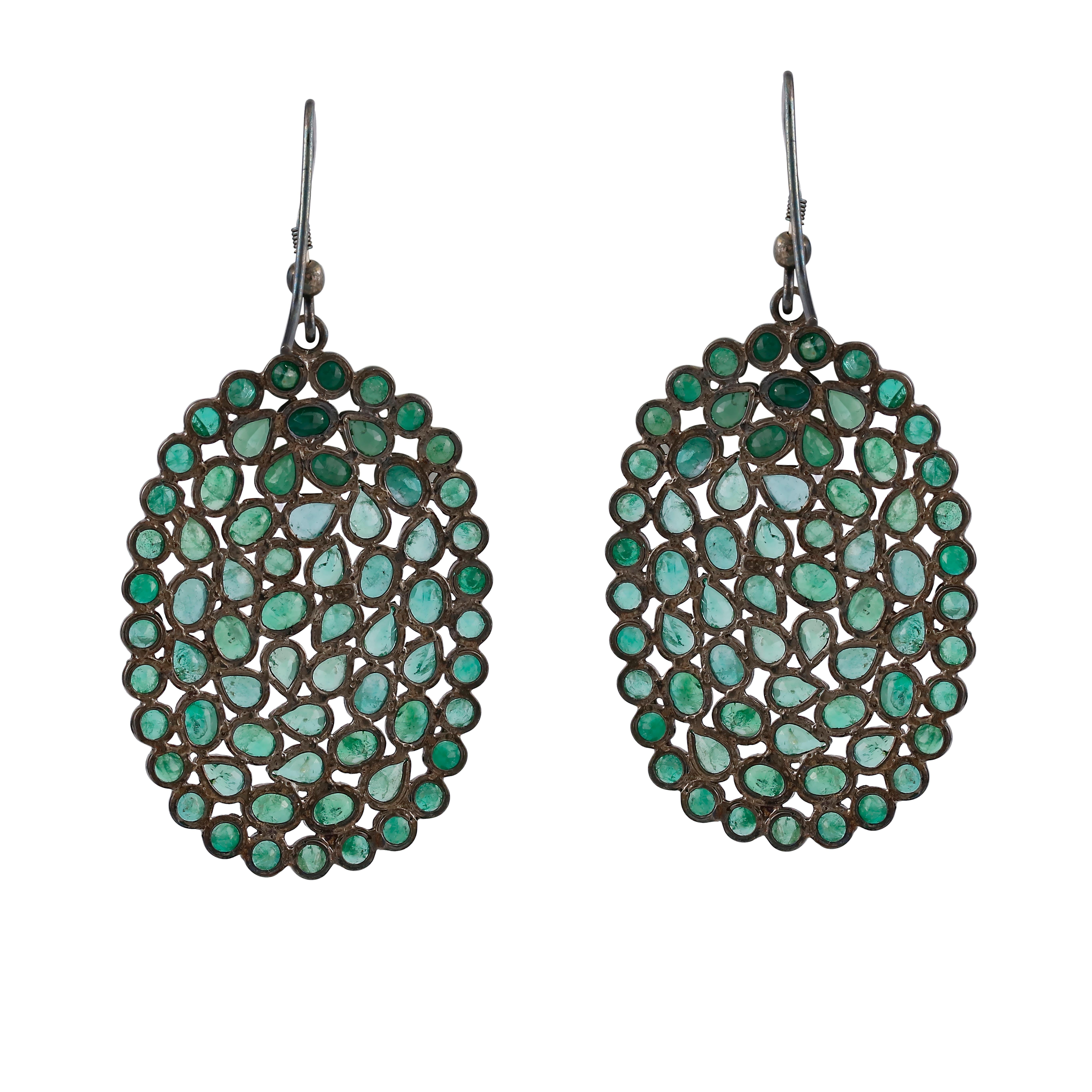 Victorian 15.8cttw. Emerald Dangle Earrings in 925 Sterling Silver In New Condition In New York, NY