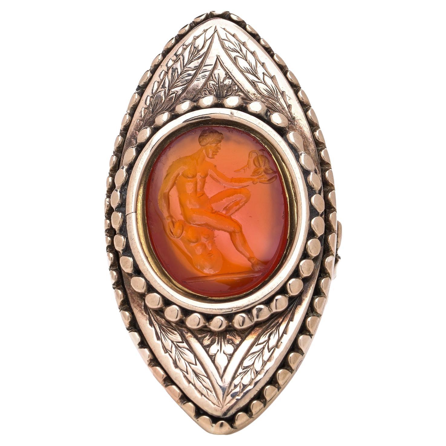 Bague victorienne en or 15ct avec camée en cornaline, vers 1880