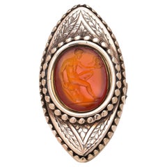 Bague victorienne en or 15ct avec camée en cornaline, vers 1880