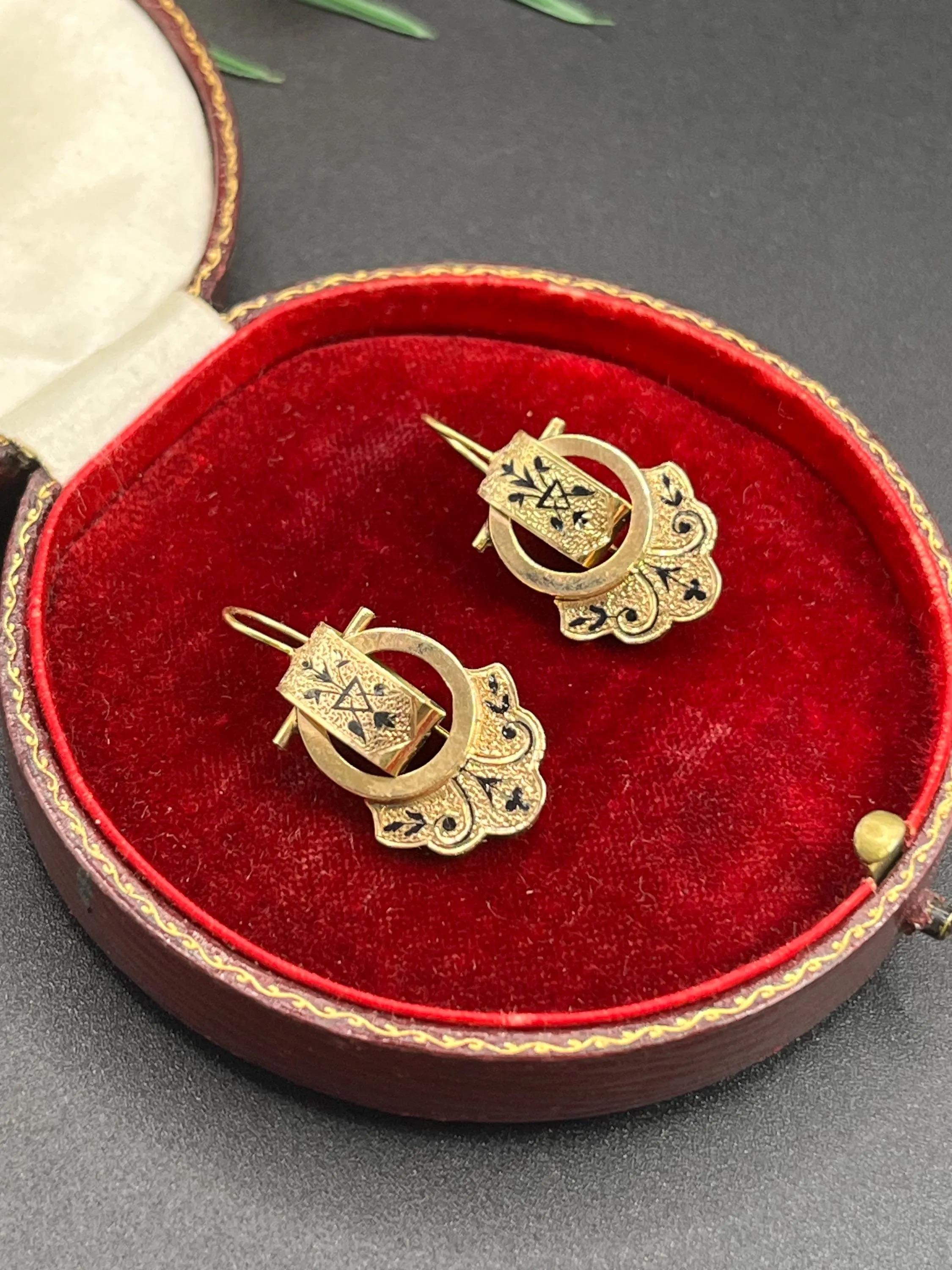 Viktorianische 15ct Gold Emaille Tropfen Ohrringe für Damen oder Herren im Angebot