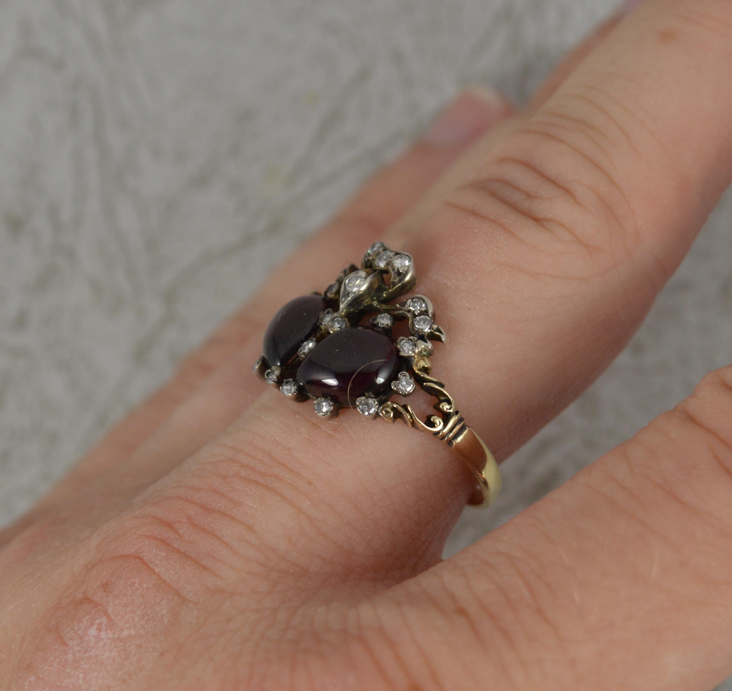 Victorian 15ct Gold Garnet Cabochon and Diamond Double Heart Cluster Ring In Good Condition In St Helens, GB