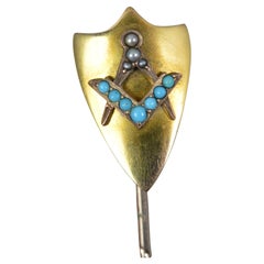 Épingle à cravate victorienne en forme de bouclier, en or 15 carats, avec turquoise maçonnique et perles naturelles