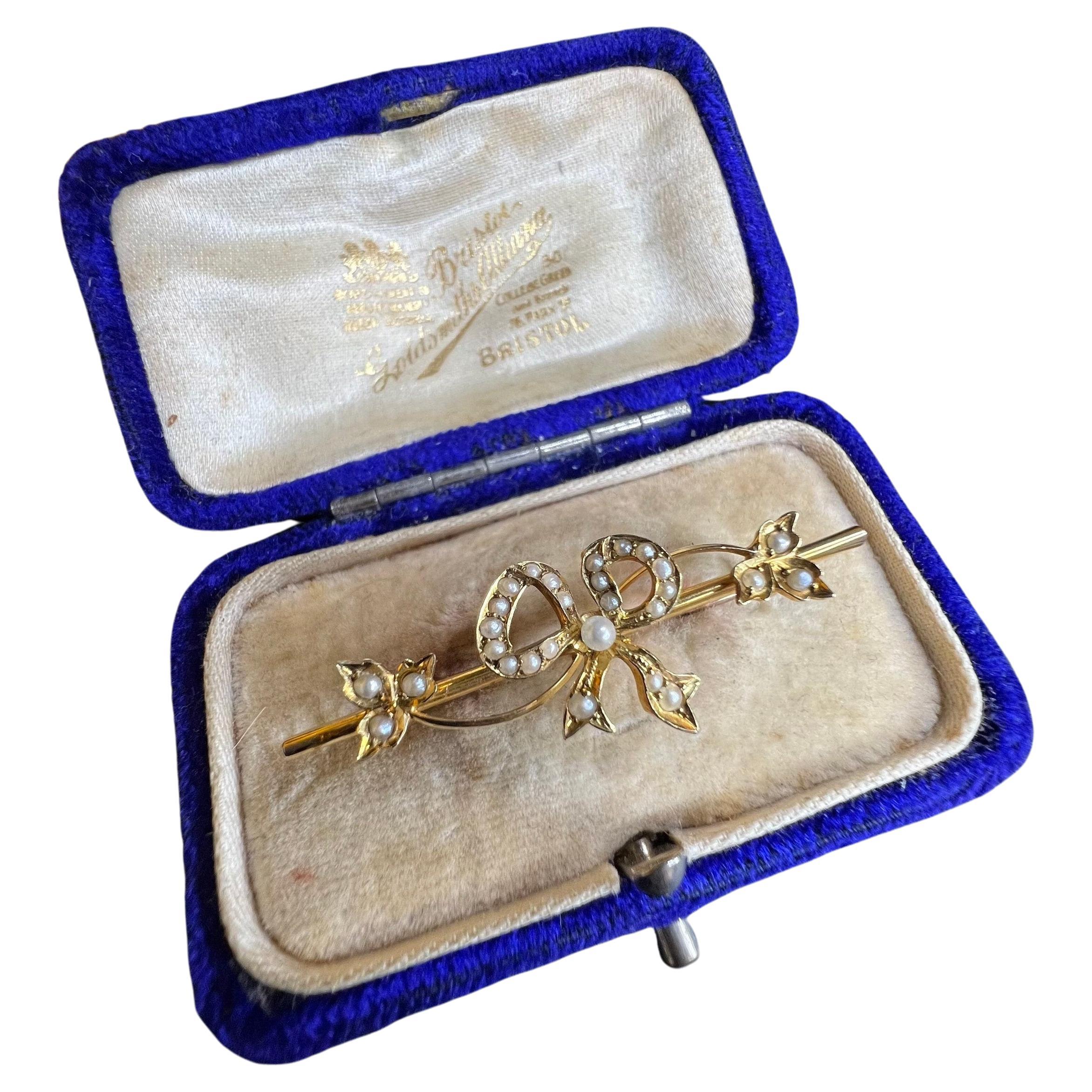 Victorian 15ct Gold Seed Pearl Bow Brooch For Sale