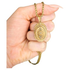 Victorian 15ct Gold & Seed Pearl Oval Locket