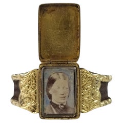 Victorian 15ct Gold Sentimental Memorial Portrait Hair Ring, 1873