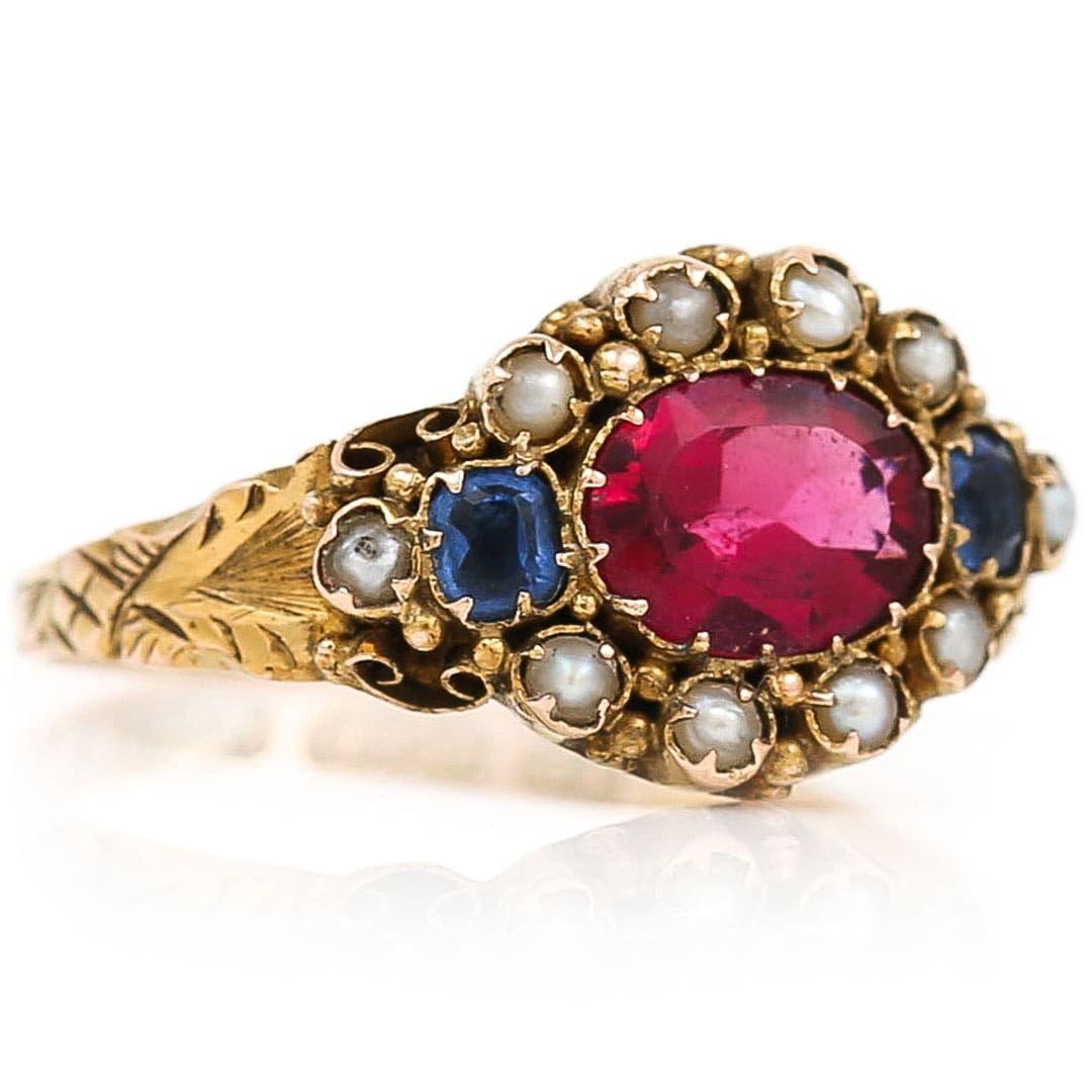 Viktorianischer 15 Karat Gelbgold Ring mit roter und blauer Paste und Perlen Cluster Damen