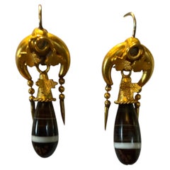 Victorian 15K gold Banded Agate black and white drop earrings c1875
