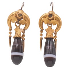 Victorian 15K gold Banded Agate black and white drop earrings c1875