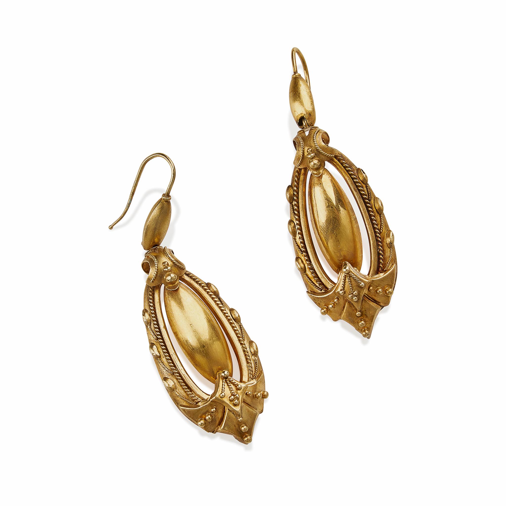 Women's or Men's Victorian 15K Gold Pendant Pendant Earrings For Sale