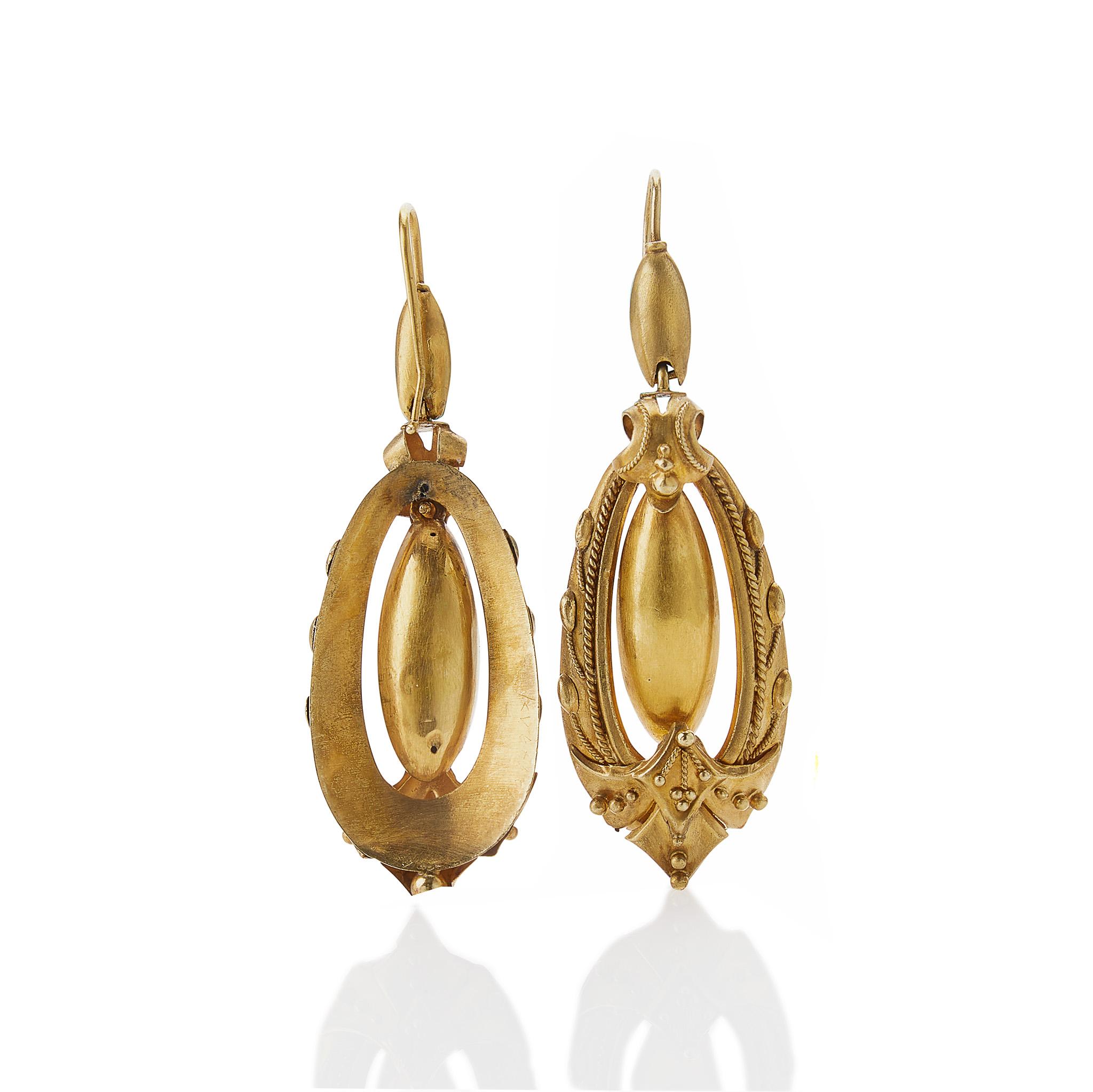 Victorian 15K Gold Pendant Pendant Earrings For Sale 2