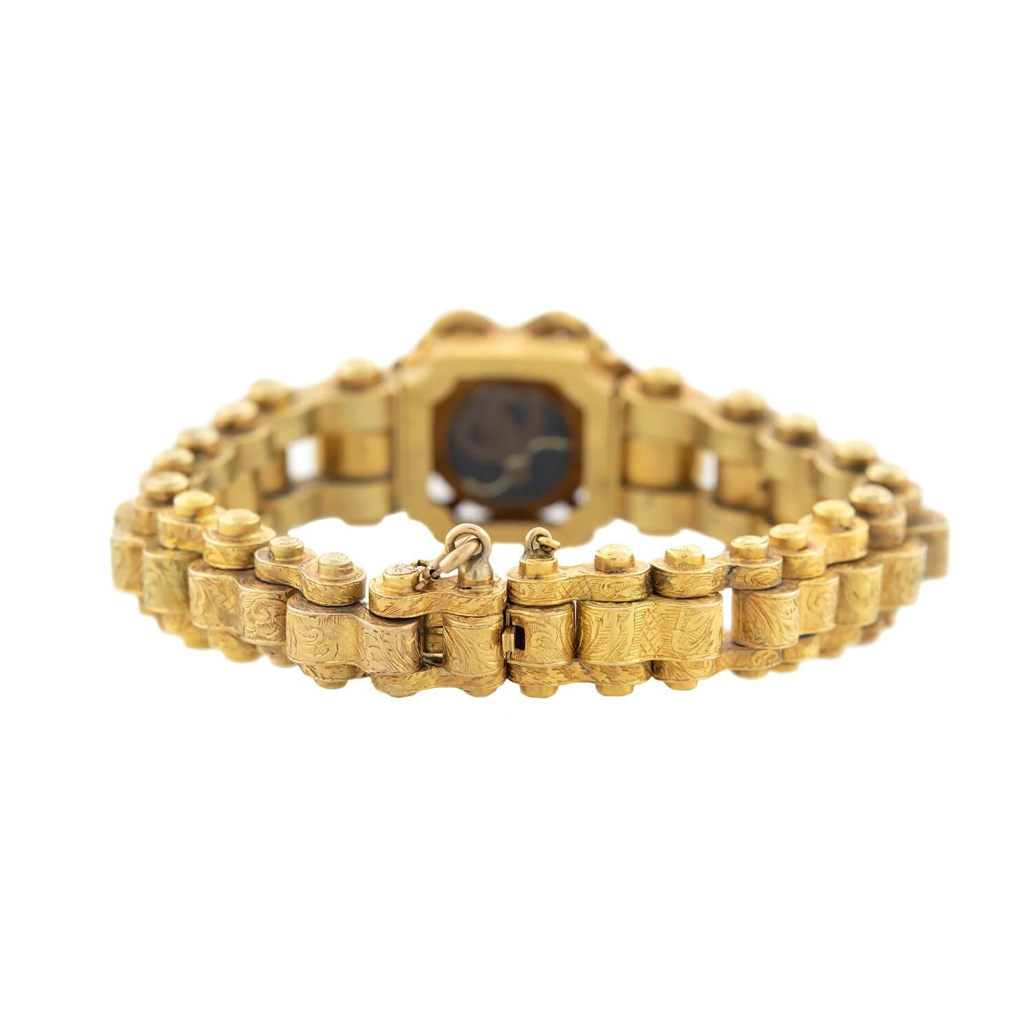 Bracelet à maillons de deuil victorien 15 carats repoussé et grenats Unisexe en vente