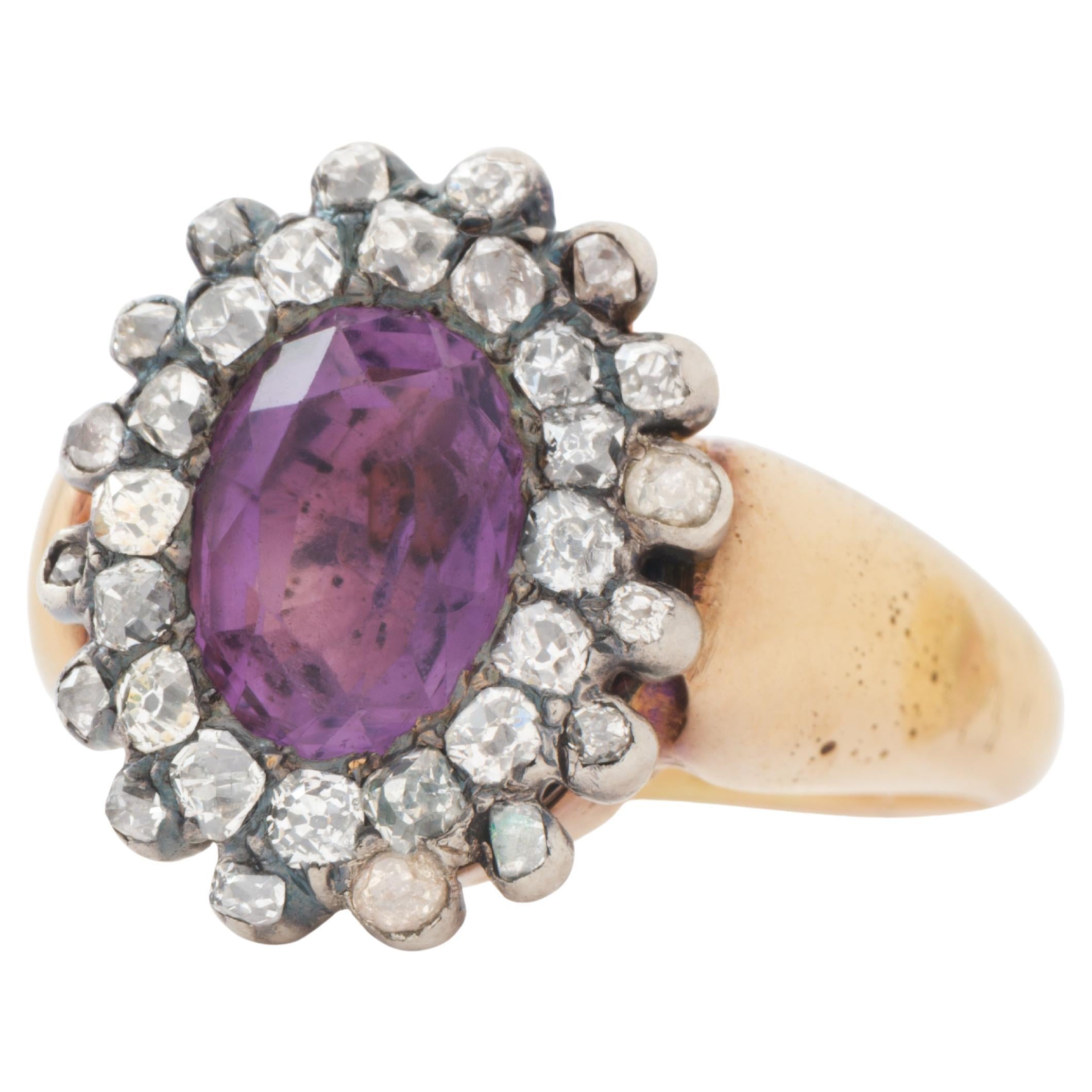 Anello vittoriano in oro giallo 15k, ametista e diamanti georgiani in vendita