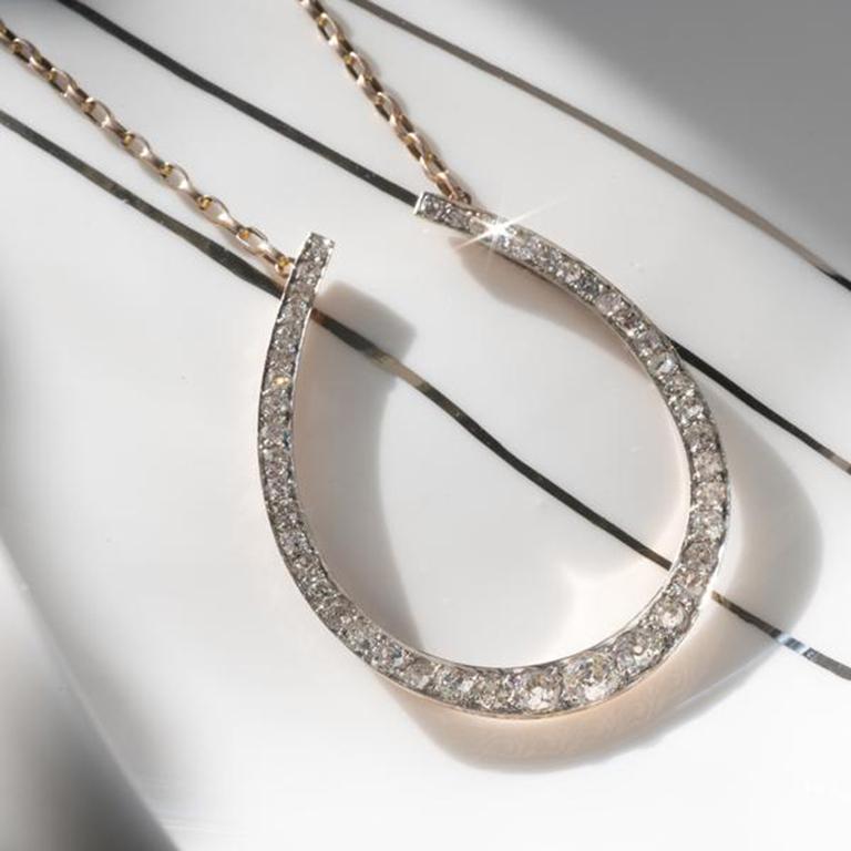 Viktorianische Hufeisen-Halskette aus 15 Karat Gold und Platin mit 5,0 Karat Diamanten für Damen oder Herren im Angebot