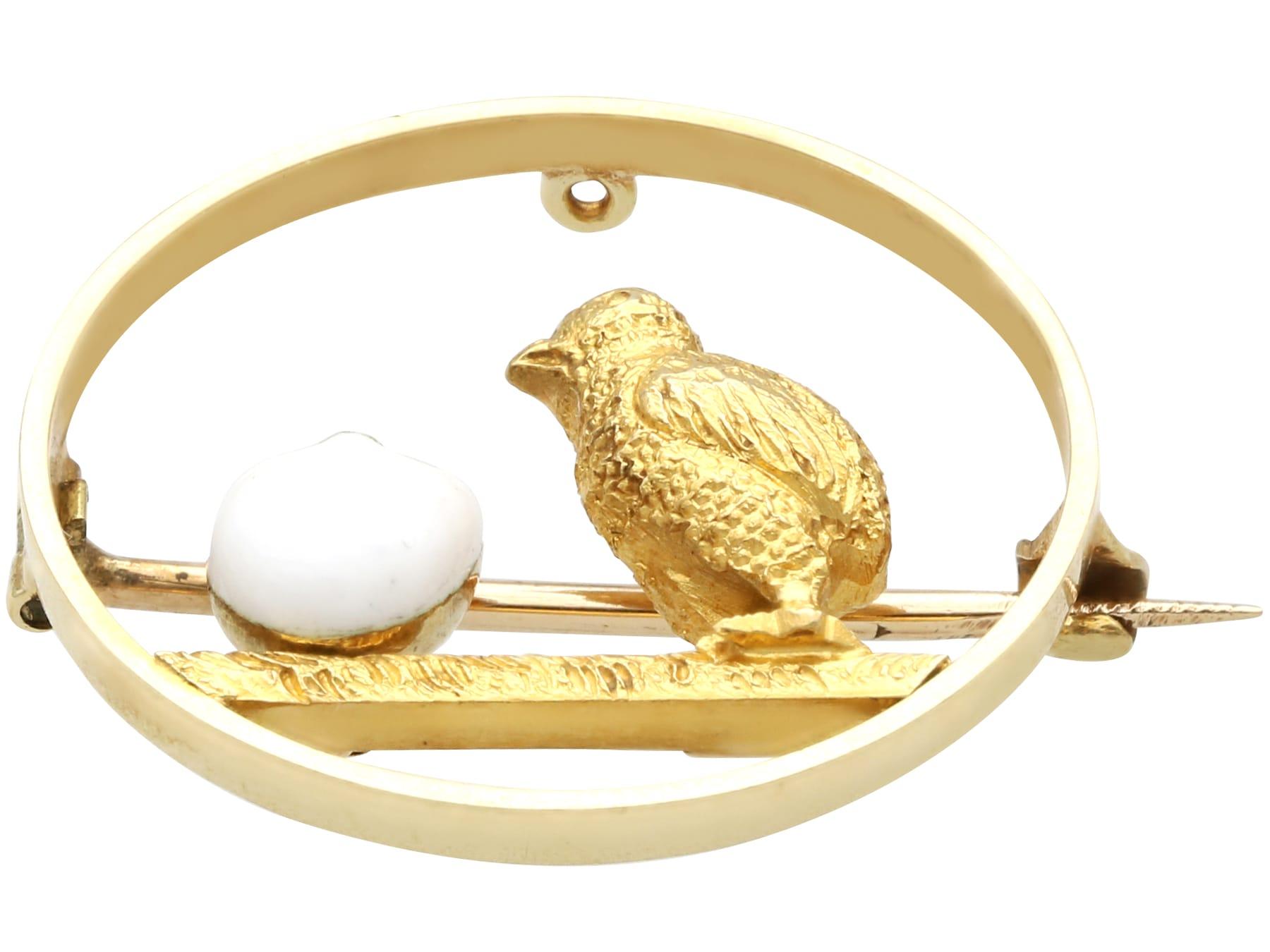Women's or Men's Victorian 15k Yellow Gold Chick and Egg Brooch For Sale