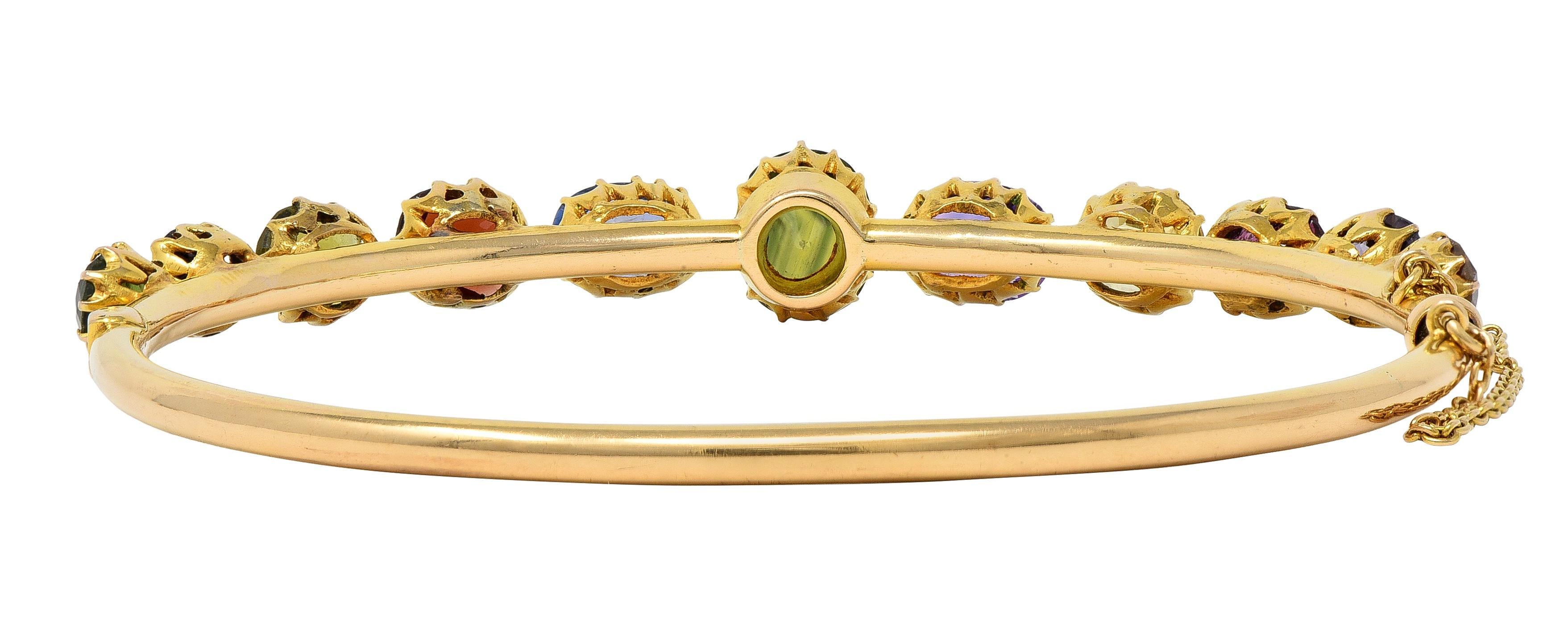 Bracelet jonc arlequin ancien victorien en or 14 carats avec saphirs, grenats et grenats 16,38 carats Unisexe en vente