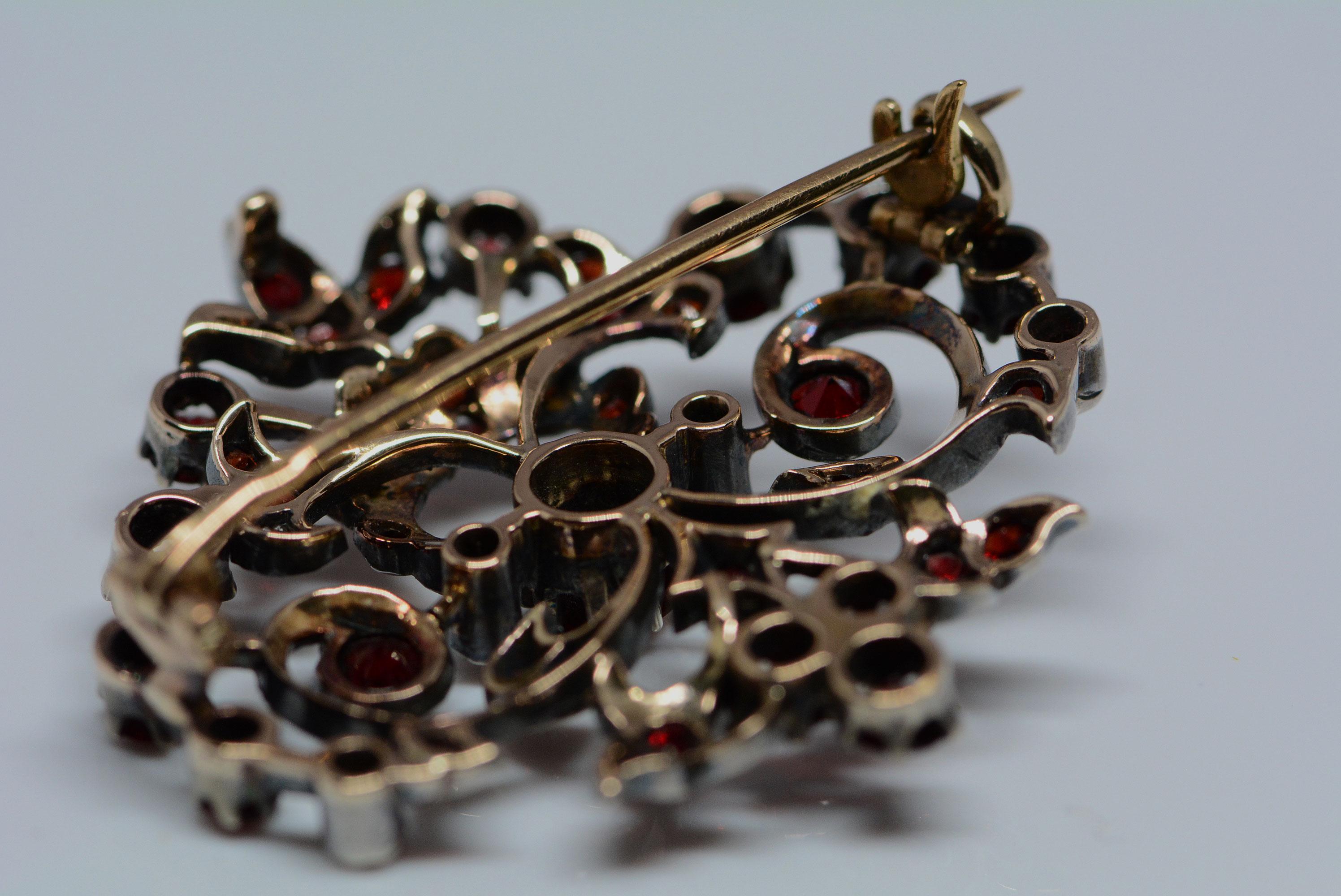 Old Mine Cut French Victorian 1.65 Carat Garnet Brooch Silver and Yellow Gold For Sale