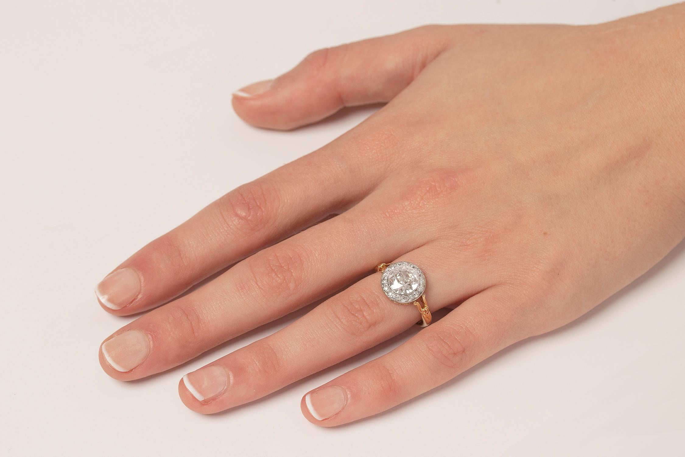 Women's or Men's Victorian 1.67 Carat Diamond Halo Engagement Ring, circa 1900s