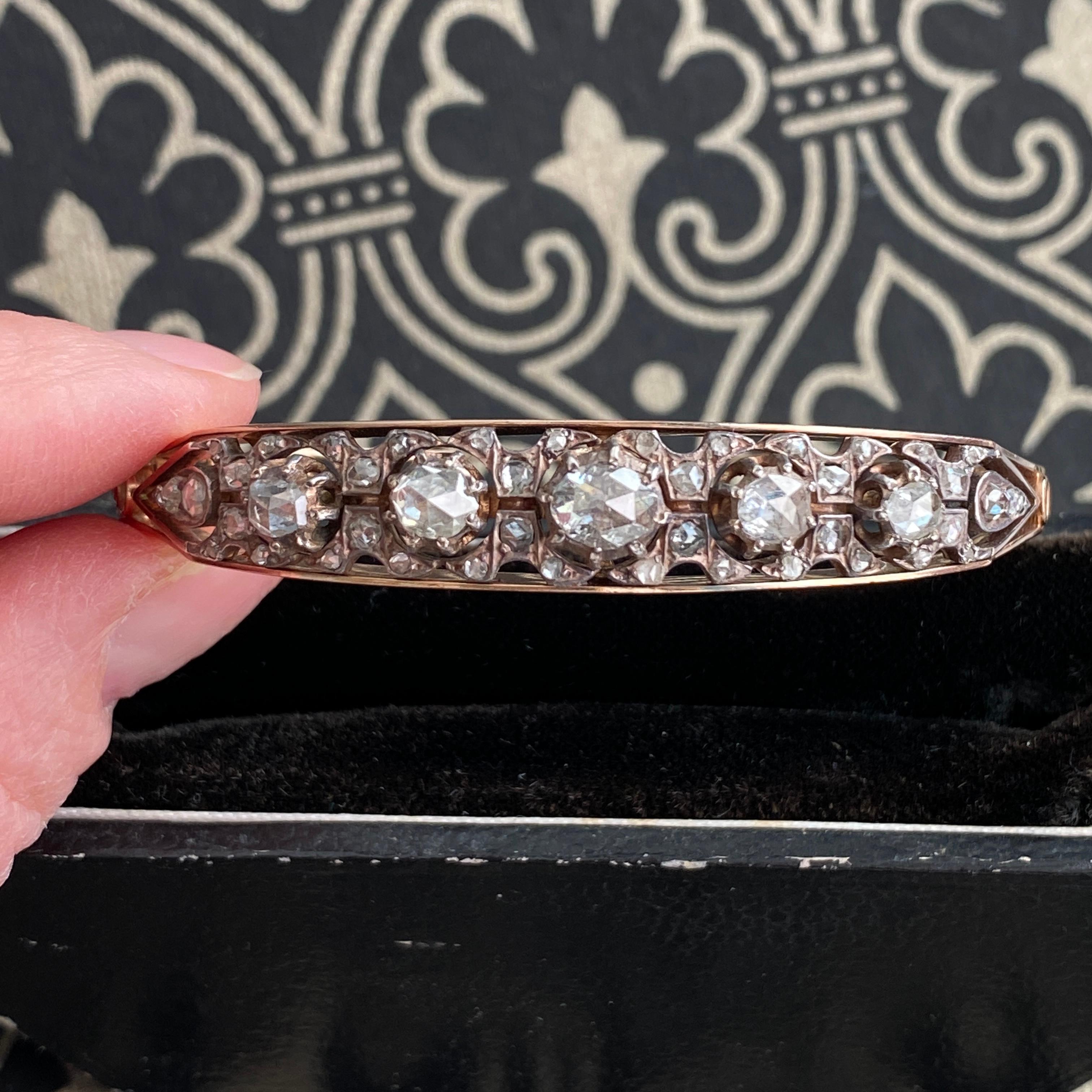 Women's Victorian 1.68 Carat Diamond 18K Bangle Bracelet For Sale