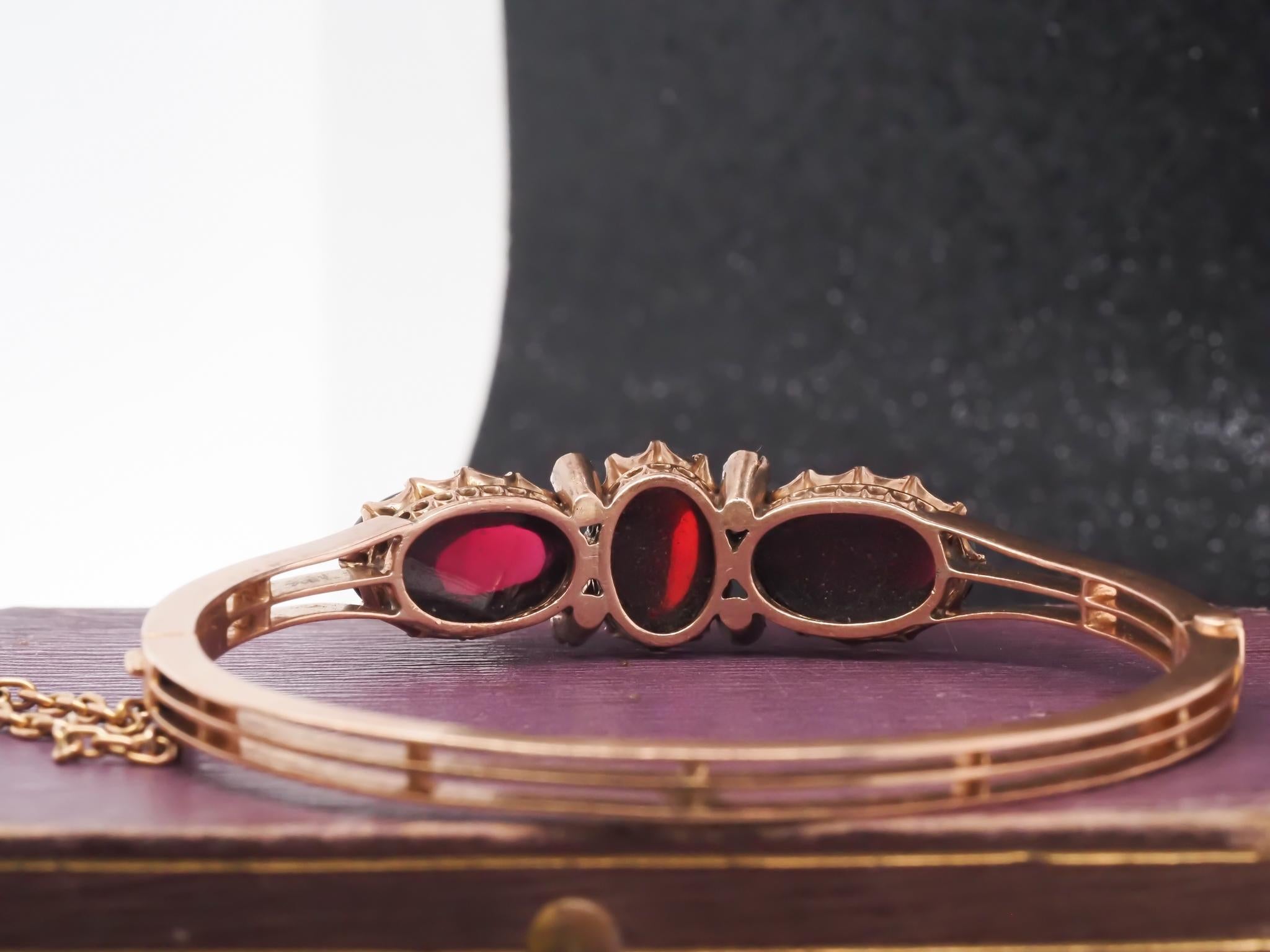 Victorian 16K Gold Garnett and Rose Cut Diamond Bangle - VHK#40c For Sale 2