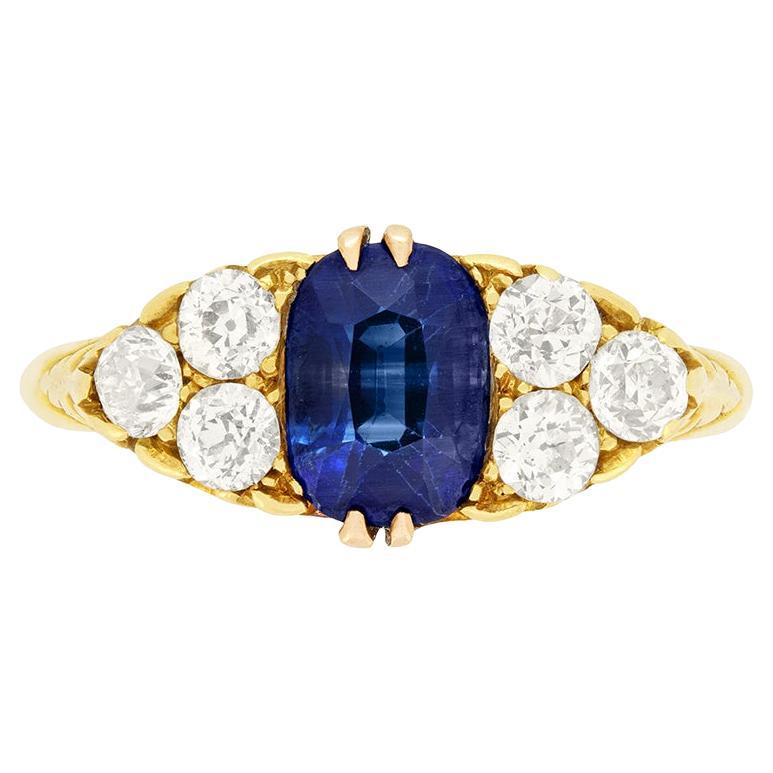 Viktorianischer Sieben-Stein-Ring mit 1,70 Karat Saphir und Diamant, gestempelt 1900 im Angebot