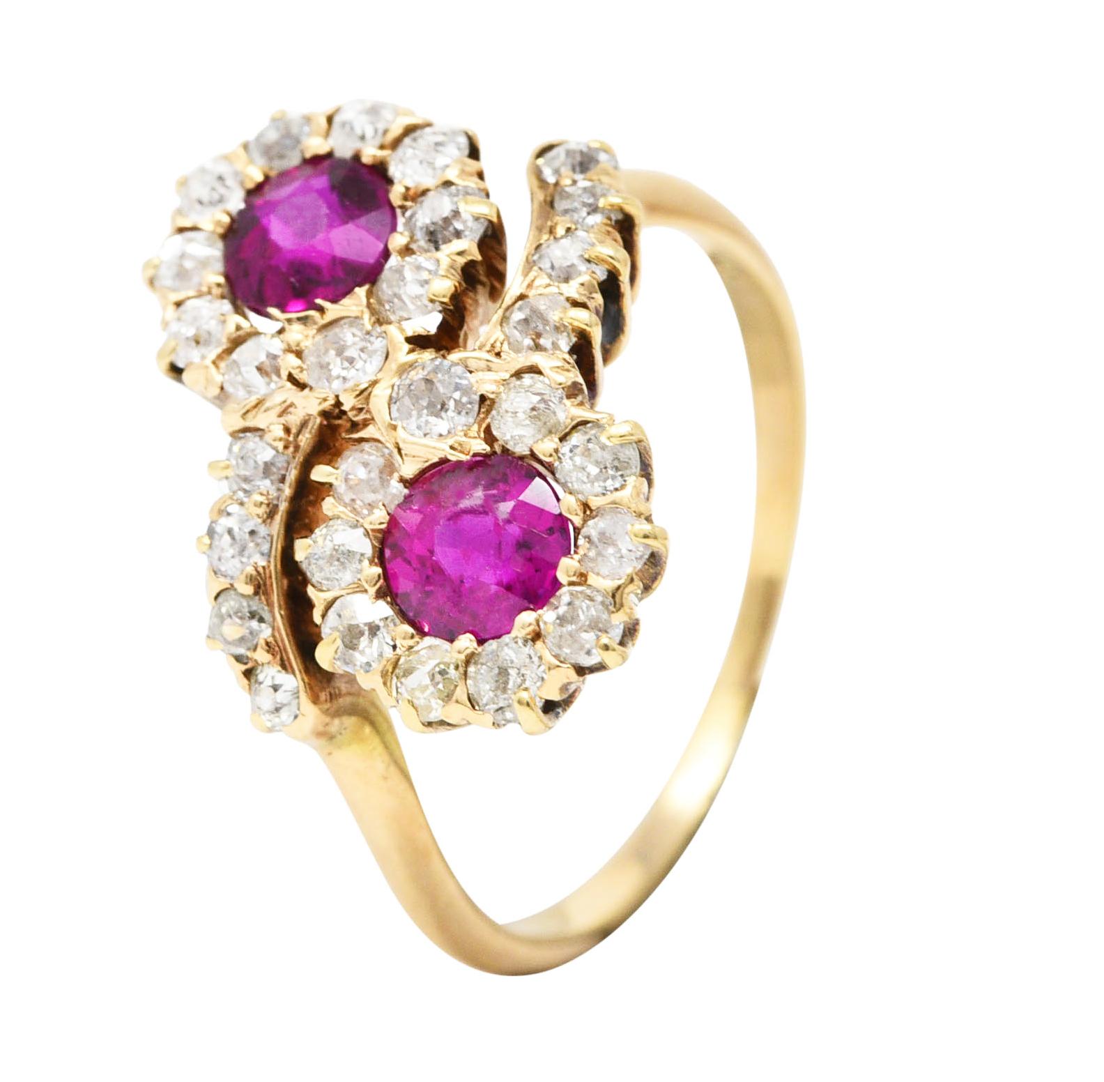 Victorian 1.76 Carats Ruby Diamond 14 Karat Yellow Gold Toi Et Moi Cluster Ring 4