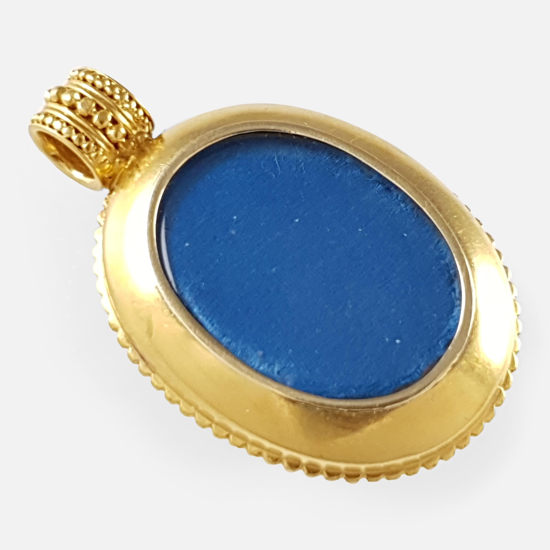 Victorian 18 carat Gold Diamond and Bulls Eye Banded Agate Locket For Sale 3