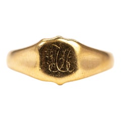 Victorian 18 Carat Gold Signet Ring