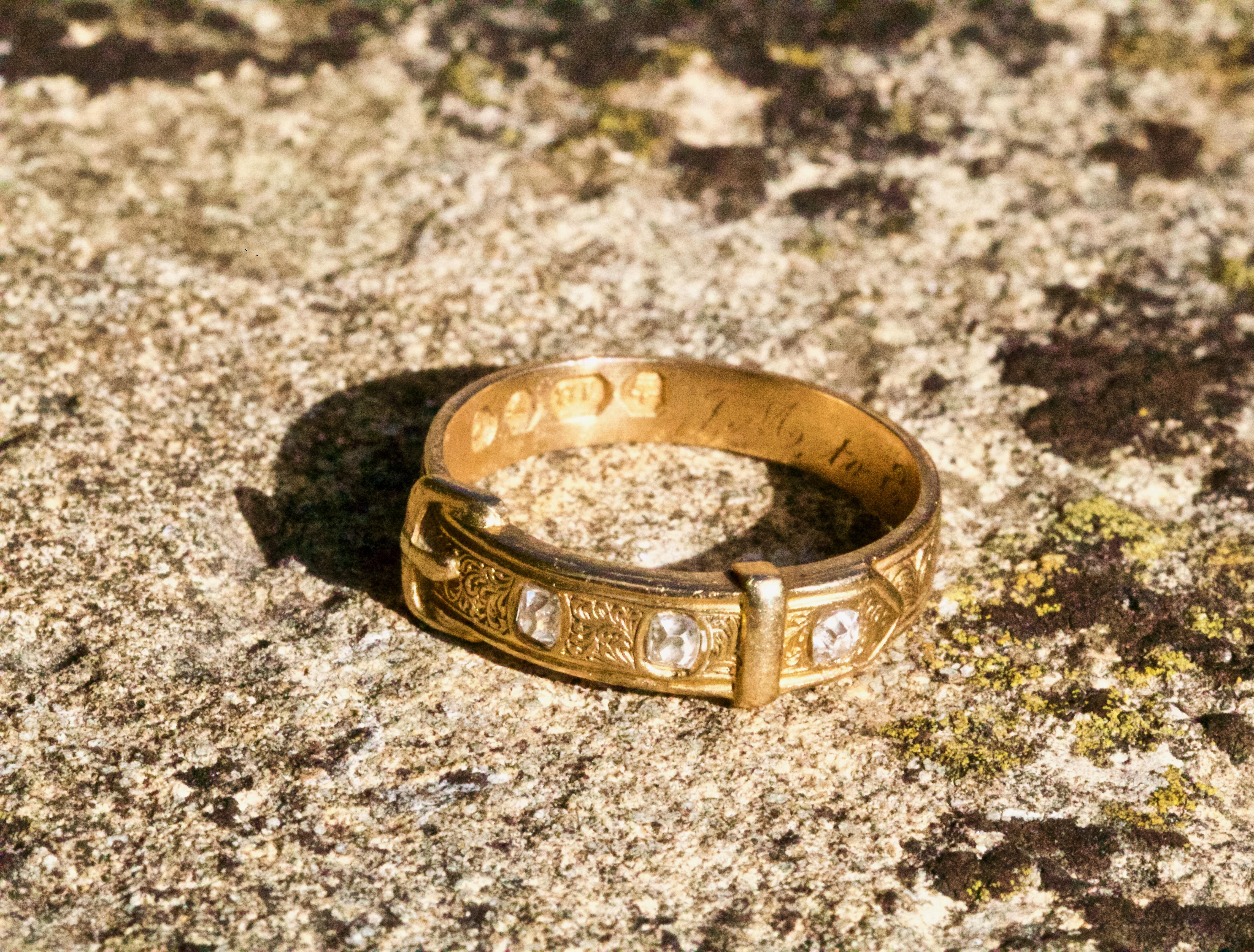 Victorian 18 Carat Yellow Gold Diamond Buckle Ring 3