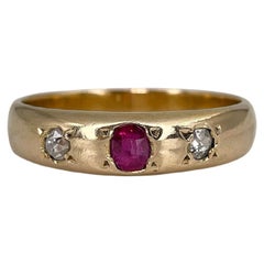 Victorian 18 Karat Gold 0.37 Carat Ruby 0.16 Carat Diamond Three Stone Ring