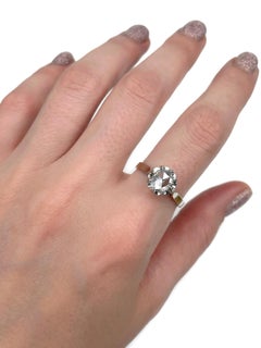 Viktorianischer Solitär-Ring aus 18 Karat Gold mit 0,70 Karat Diamant im Rosenschliff VS